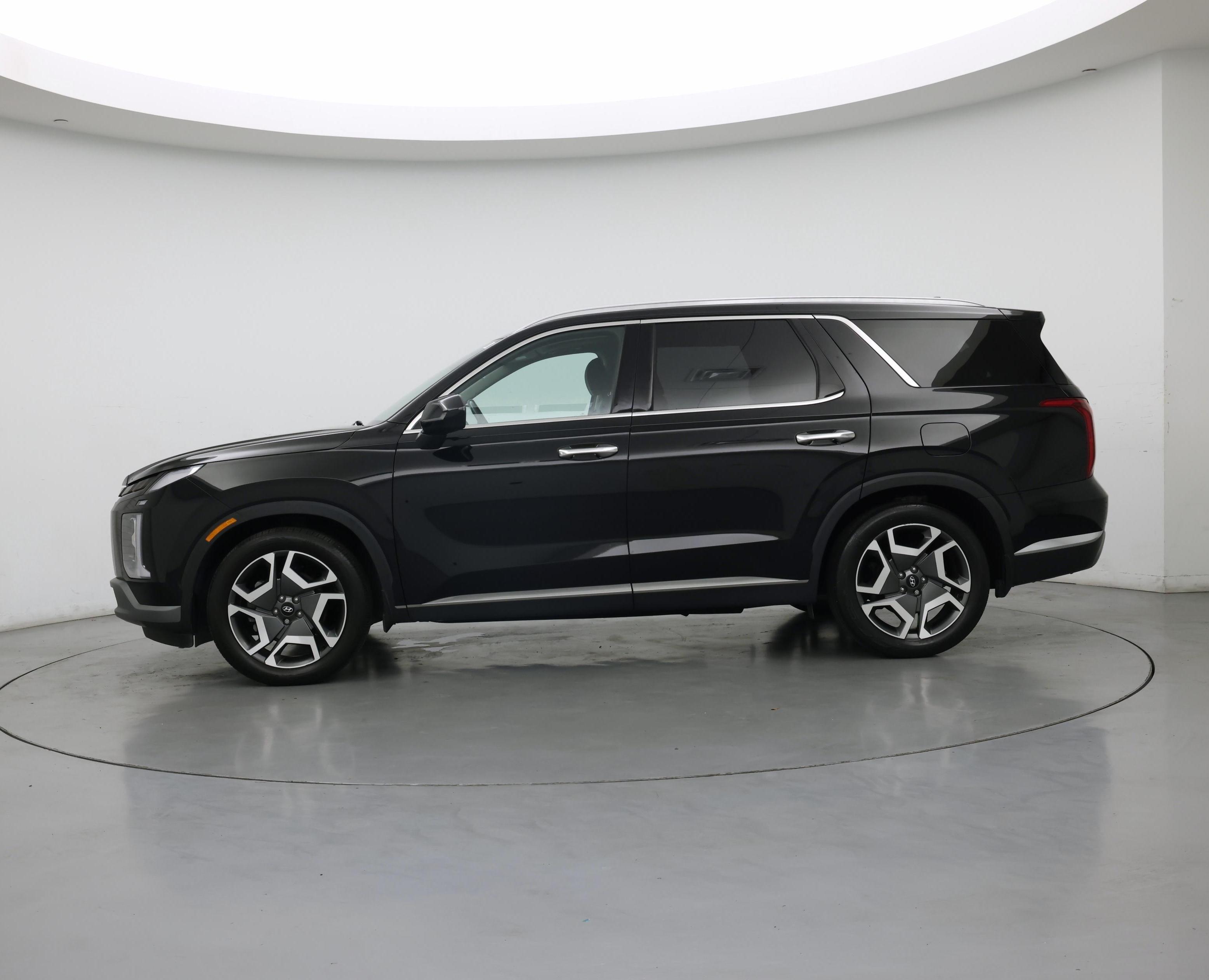 Thumbnail: 2023 Hyundai Palisade - 3