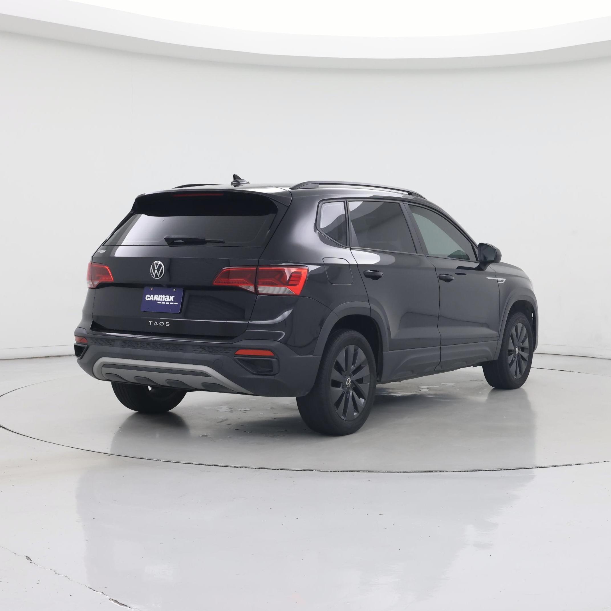 Thumbnail: 2023 Volkswagen Taos - 8