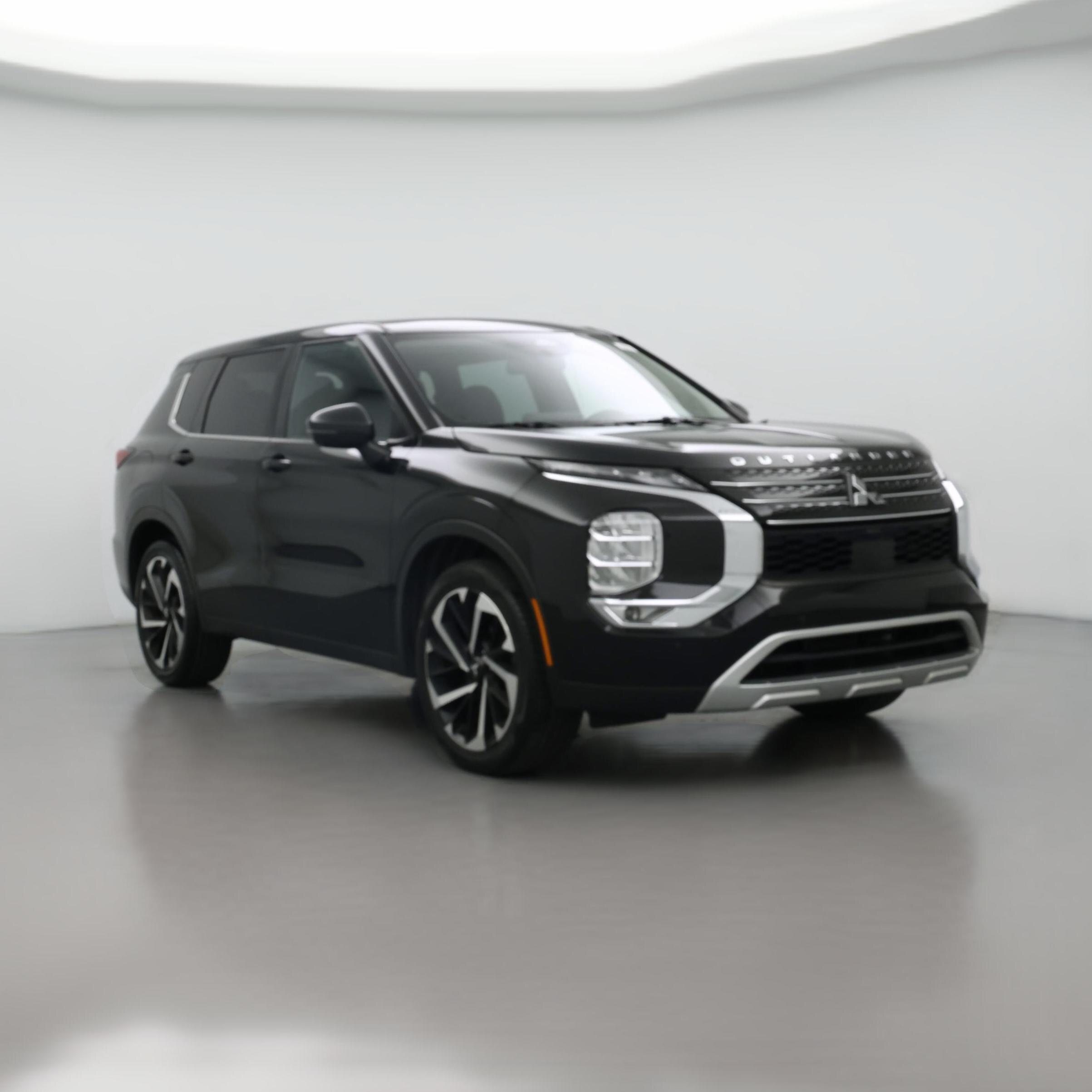 Thumbnail: 2023 Mitsubishi Outlander - 1