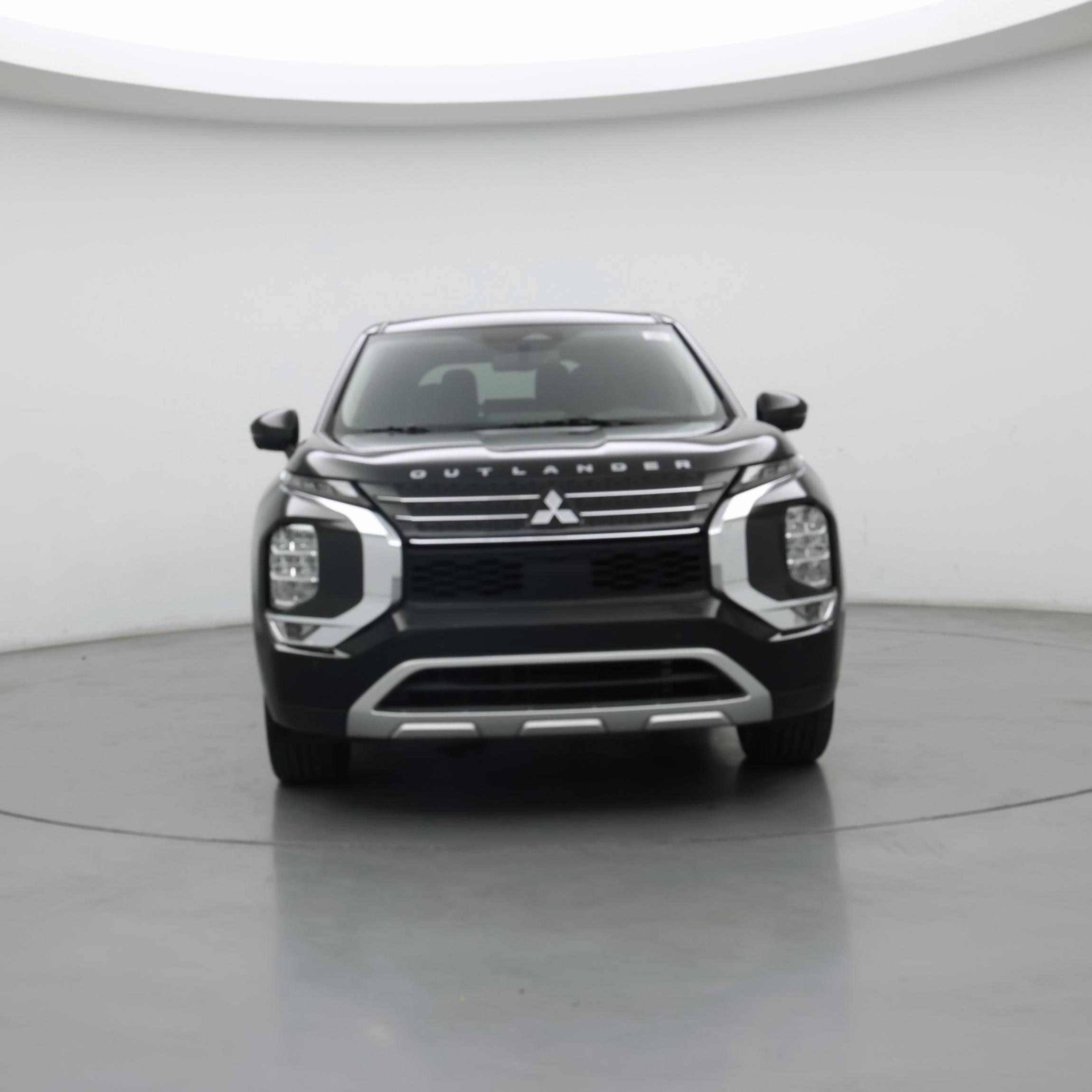 Thumbnail: 2023 Mitsubishi Outlander - 5