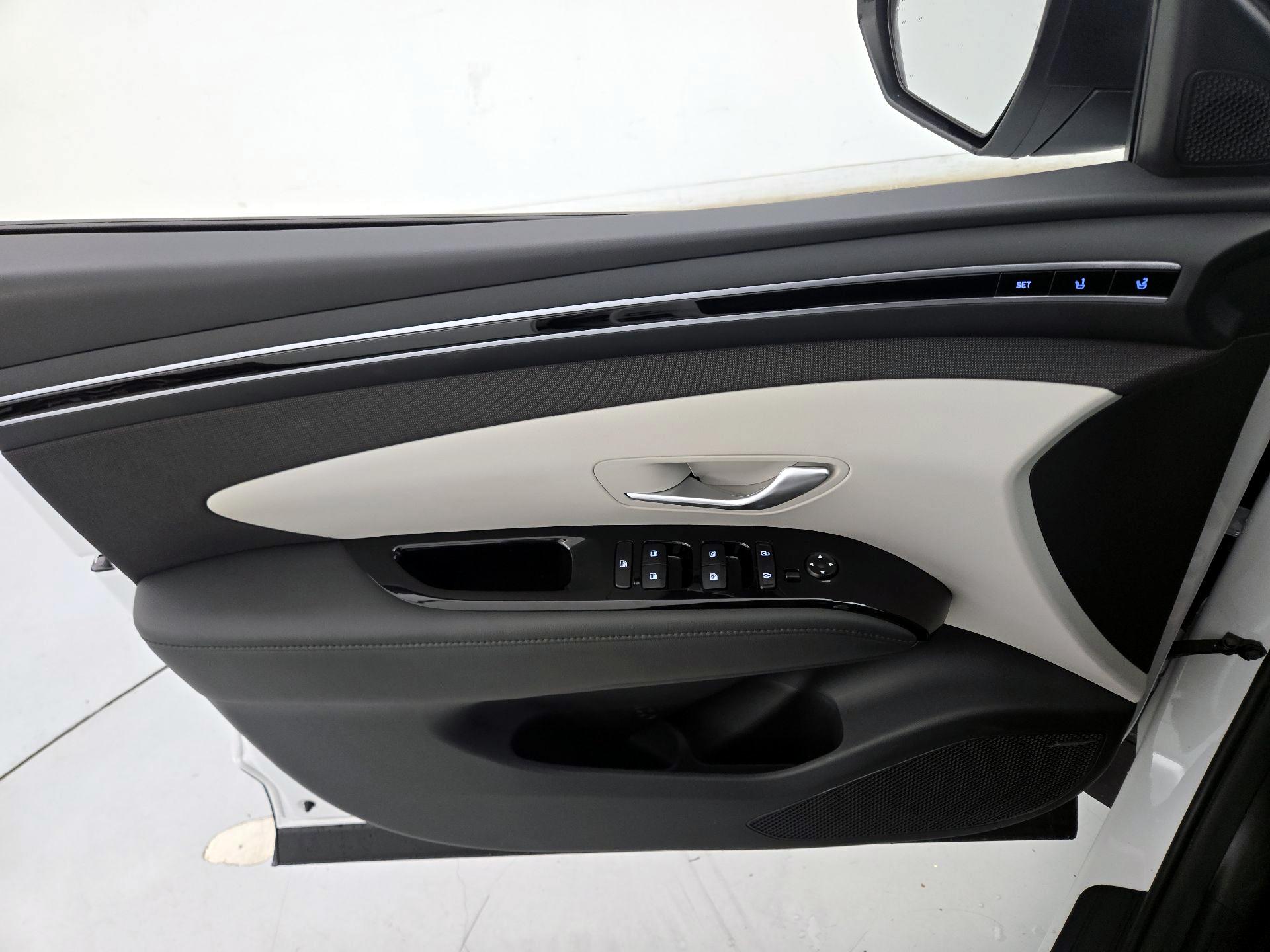 Thumbnail: 2024 Hyundai Tucson - 12