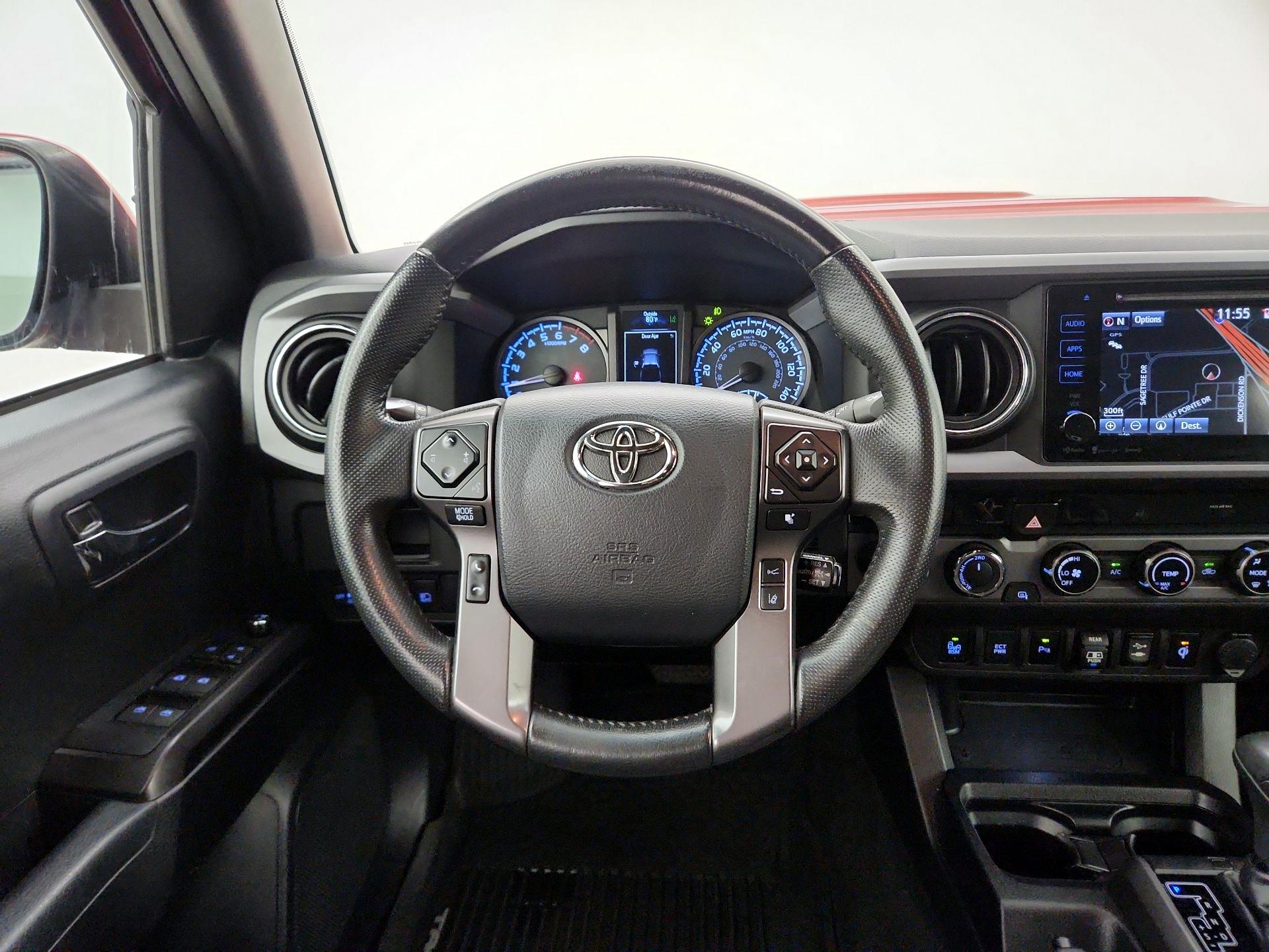 Thumbnail: 2018 Toyota Tacoma - 10
