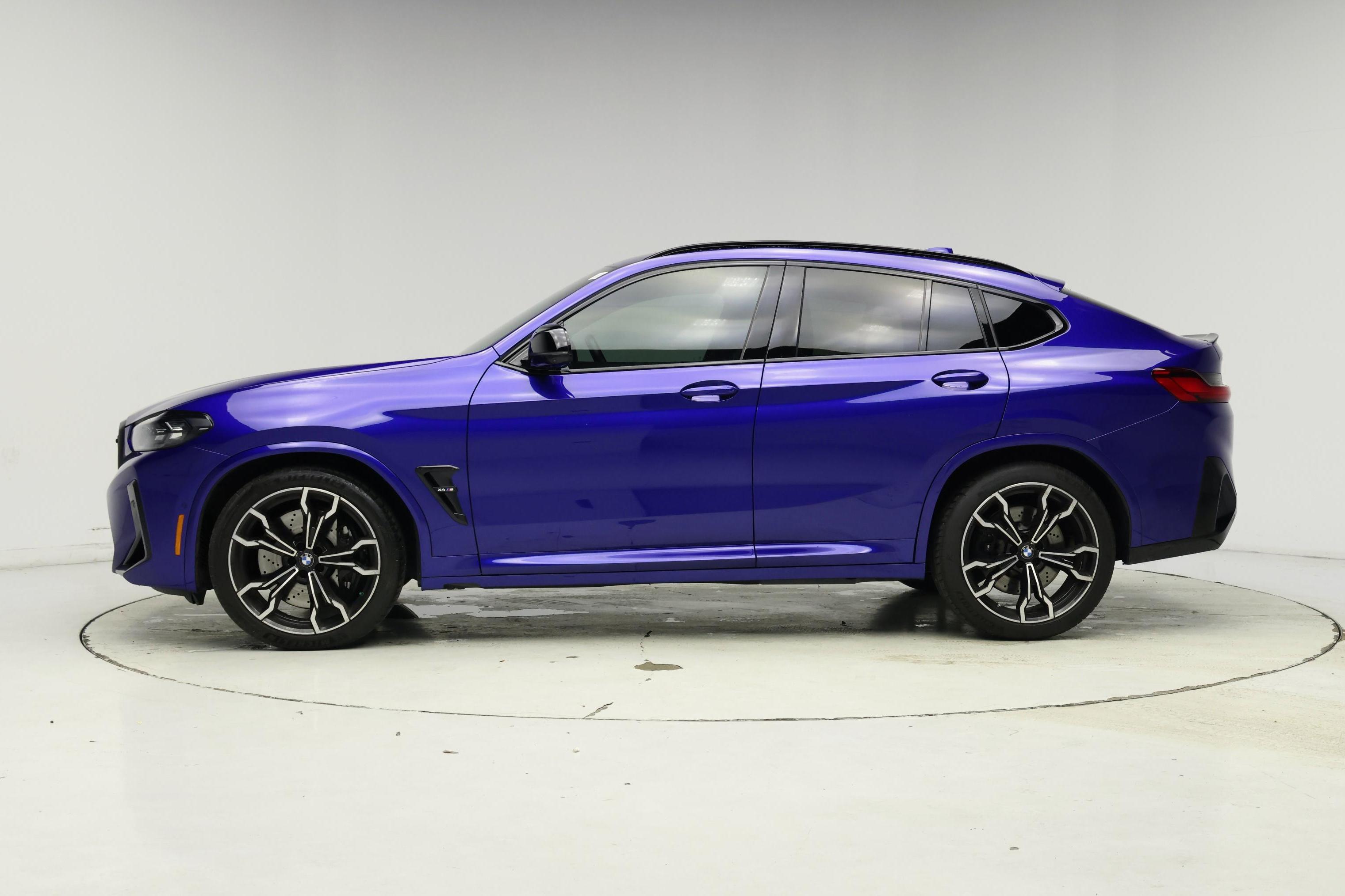 Thumbnail: 2023 BMW X4 - 3