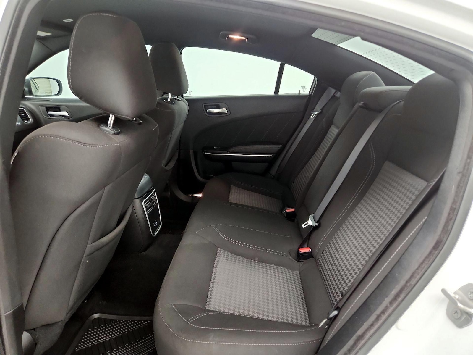 2023 Dodge Charger SXT - Photo 20