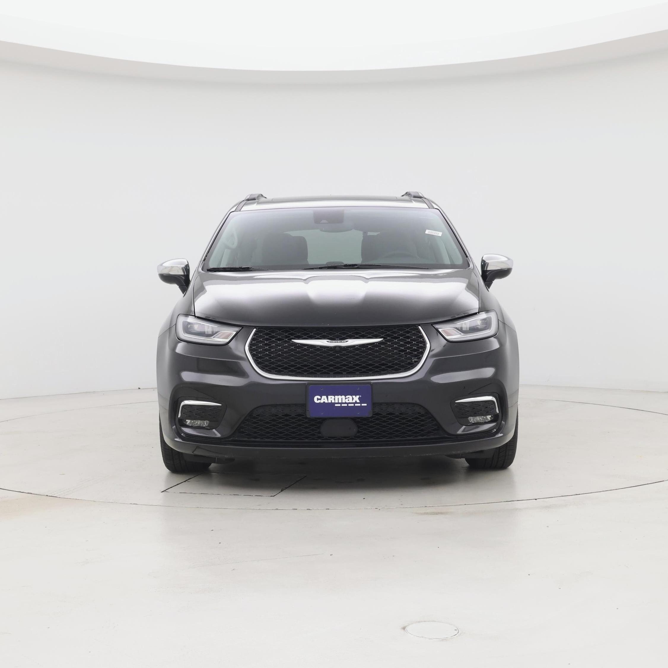 Thumbnail: 2023 Chrysler Pacifica - 5