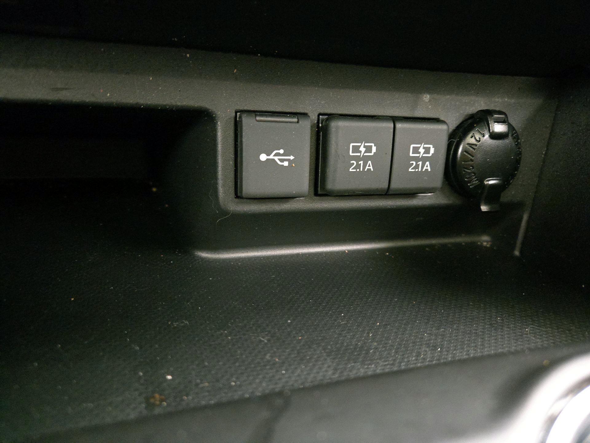 Thumbnail: 2021 Toyota Highlander - 18