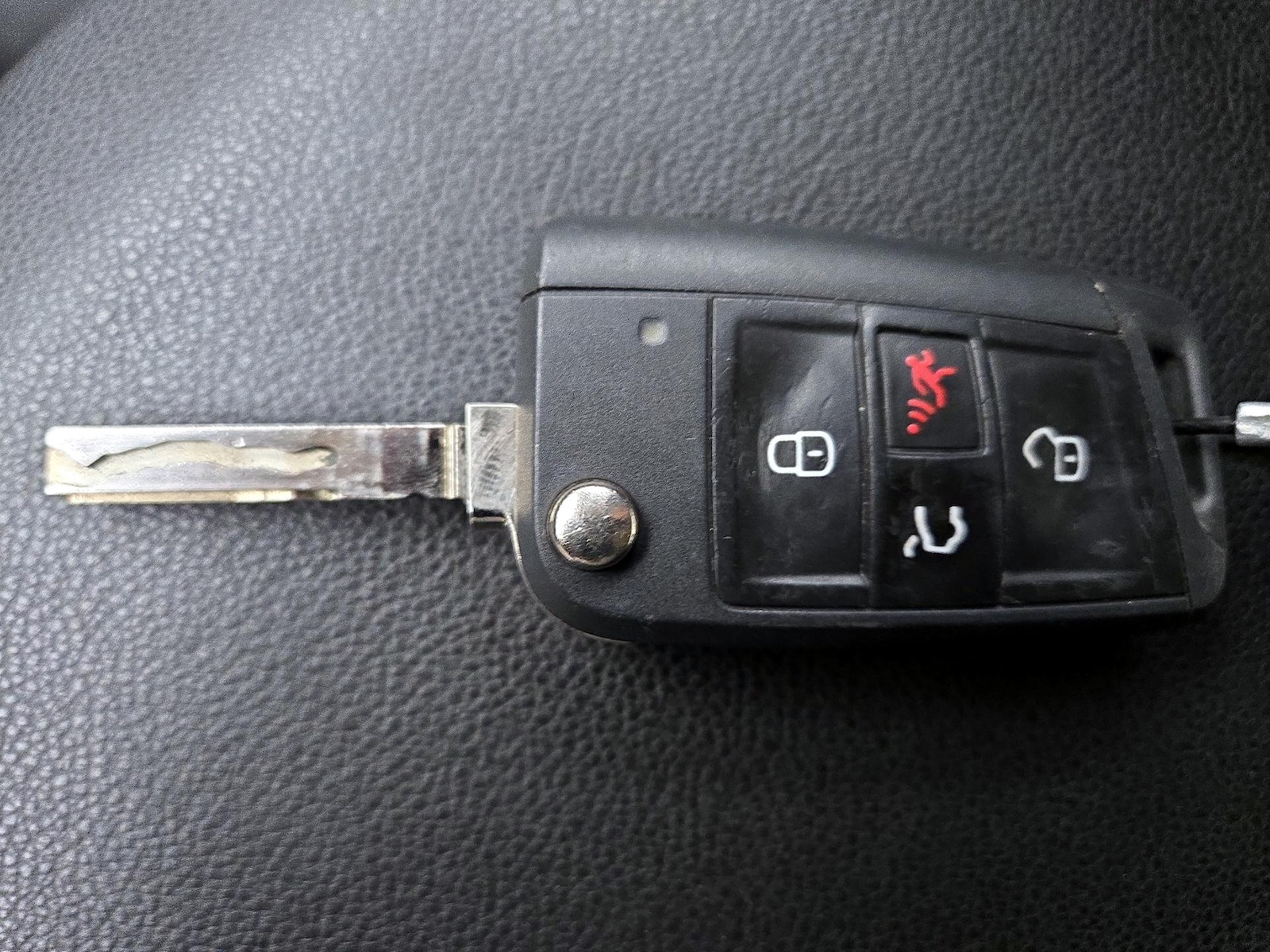 2025 Volkswagen Jetta S - Photo 24