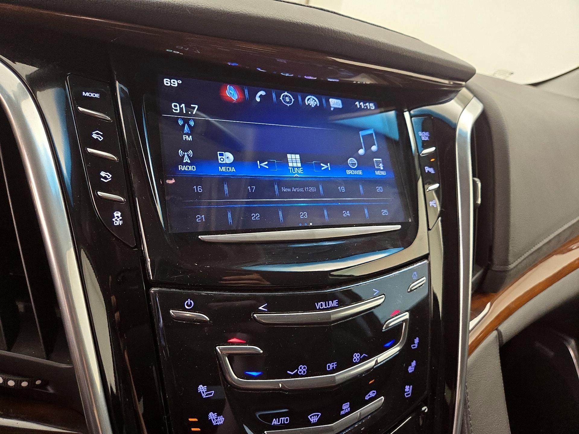 Thumbnail: 2017 Cadillac Escalade - 16