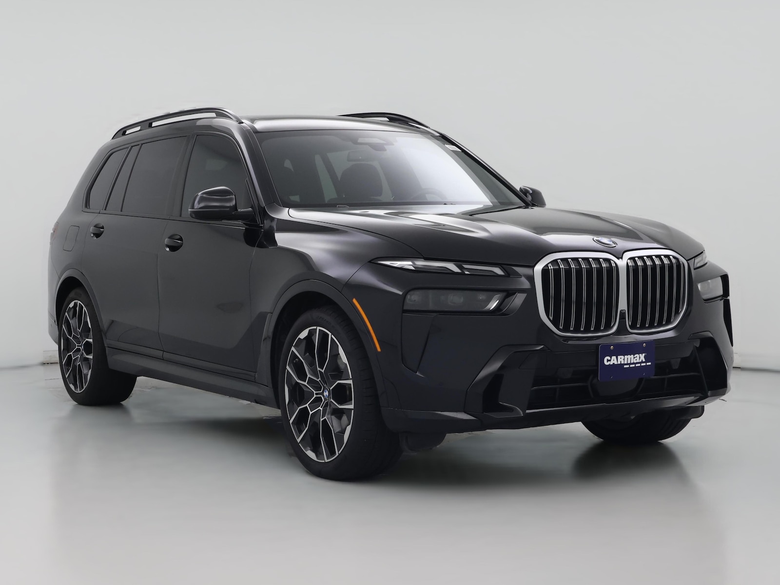 2023 BMW X7