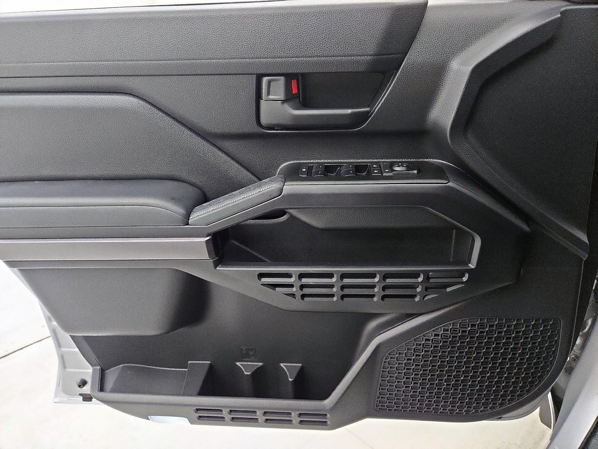 Thumbnail: 2025 Toyota 4Runner - 12