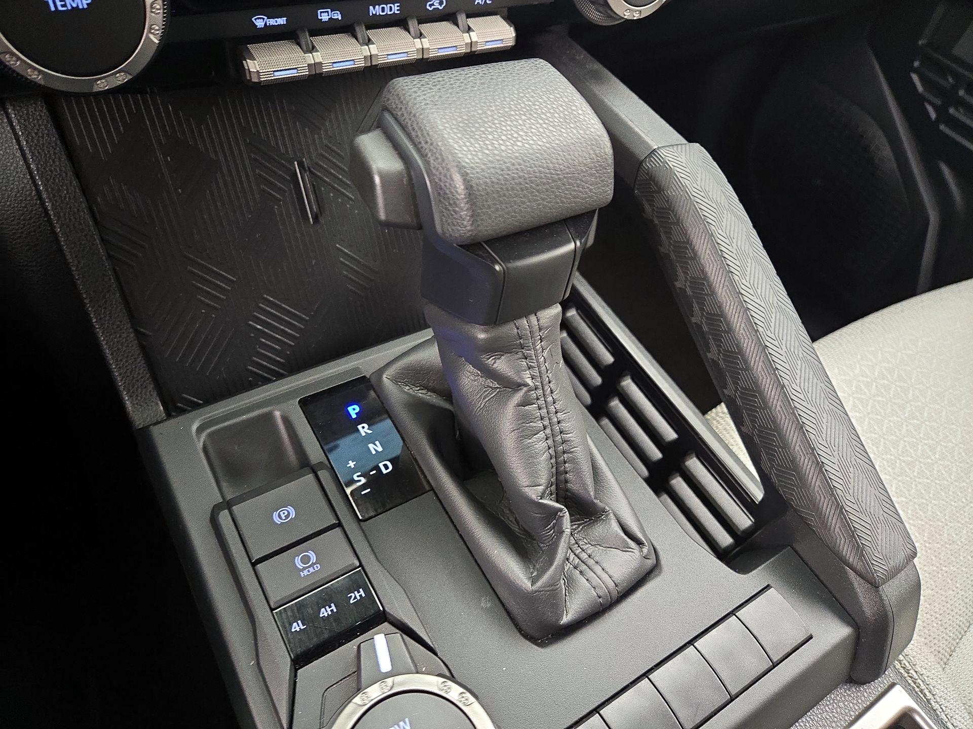 Thumbnail: 2025 Toyota 4Runner - 17