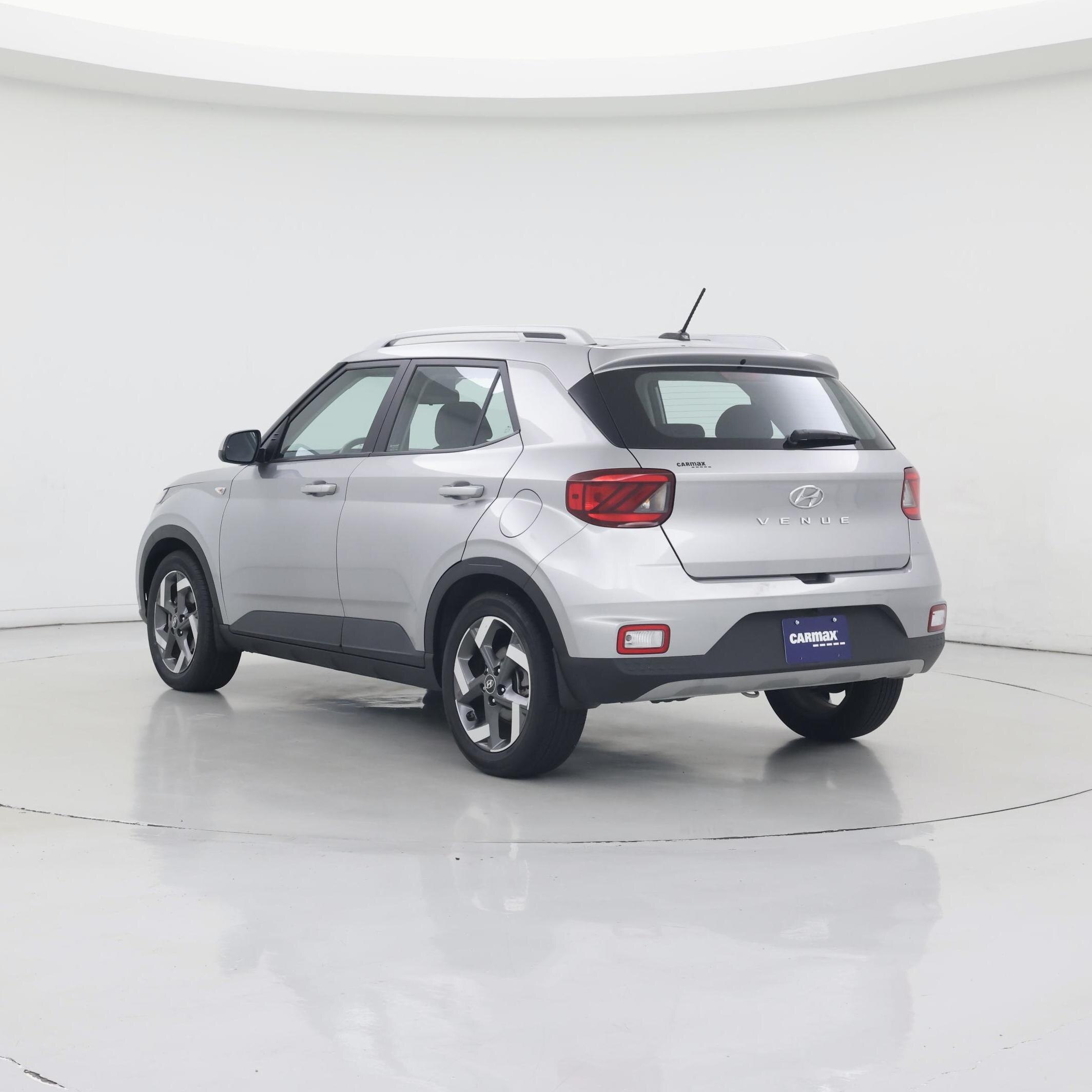 Thumbnail: 2023 Hyundai Venue - 2