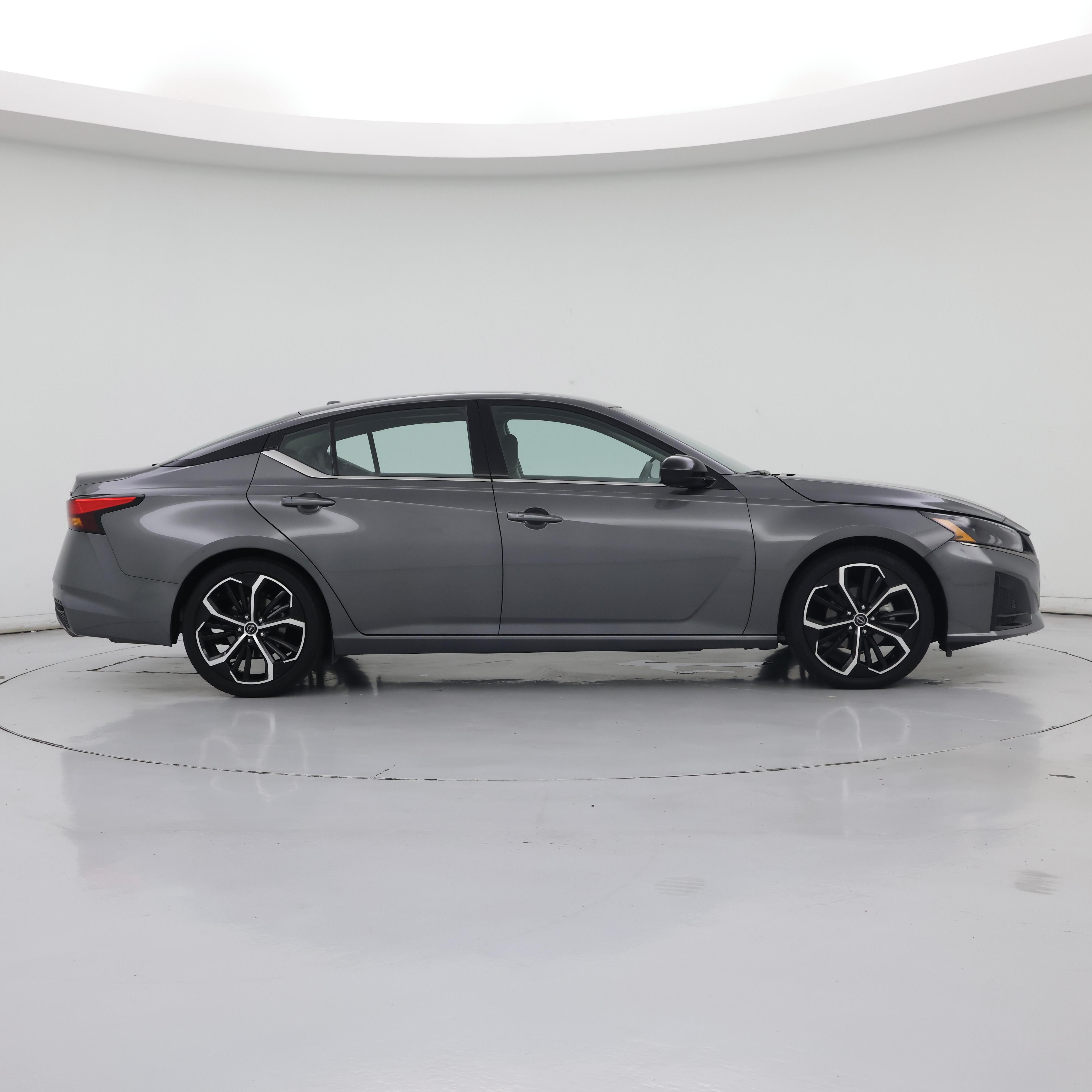 Thumbnail: 2025 Nissan Altima - 7