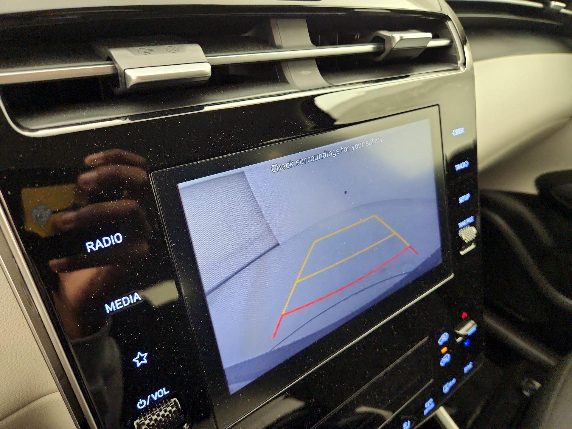 Thumbnail: 2022 Hyundai Tucson - 14