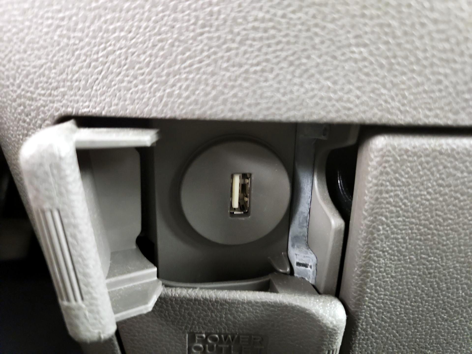 Thumbnail: 2014 Honda Odyssey - 18