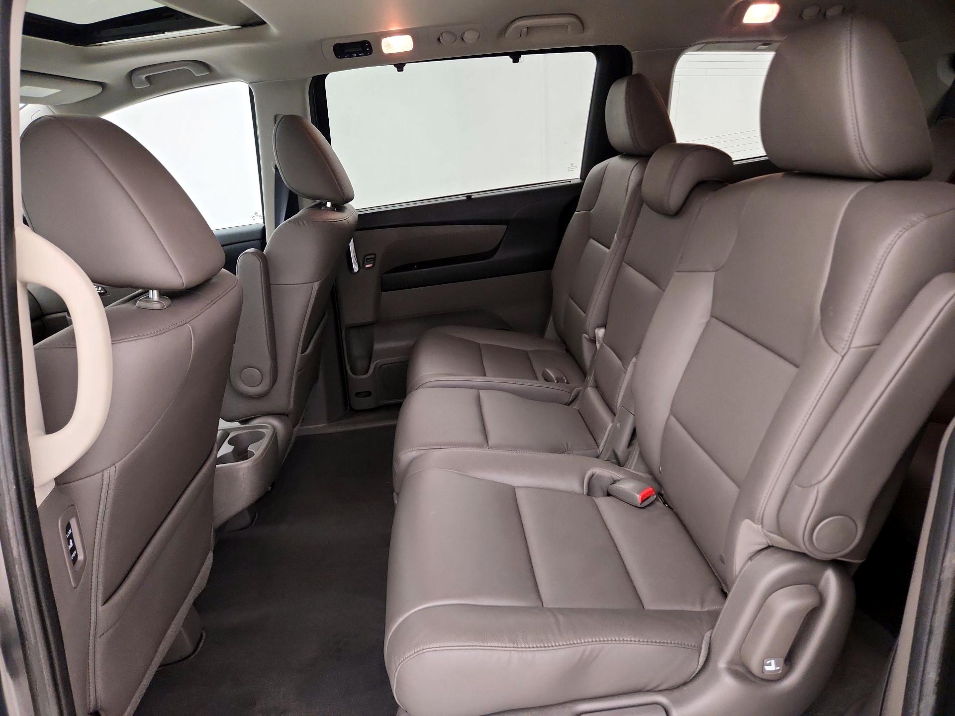Thumbnail: 2014 Honda Odyssey - 20