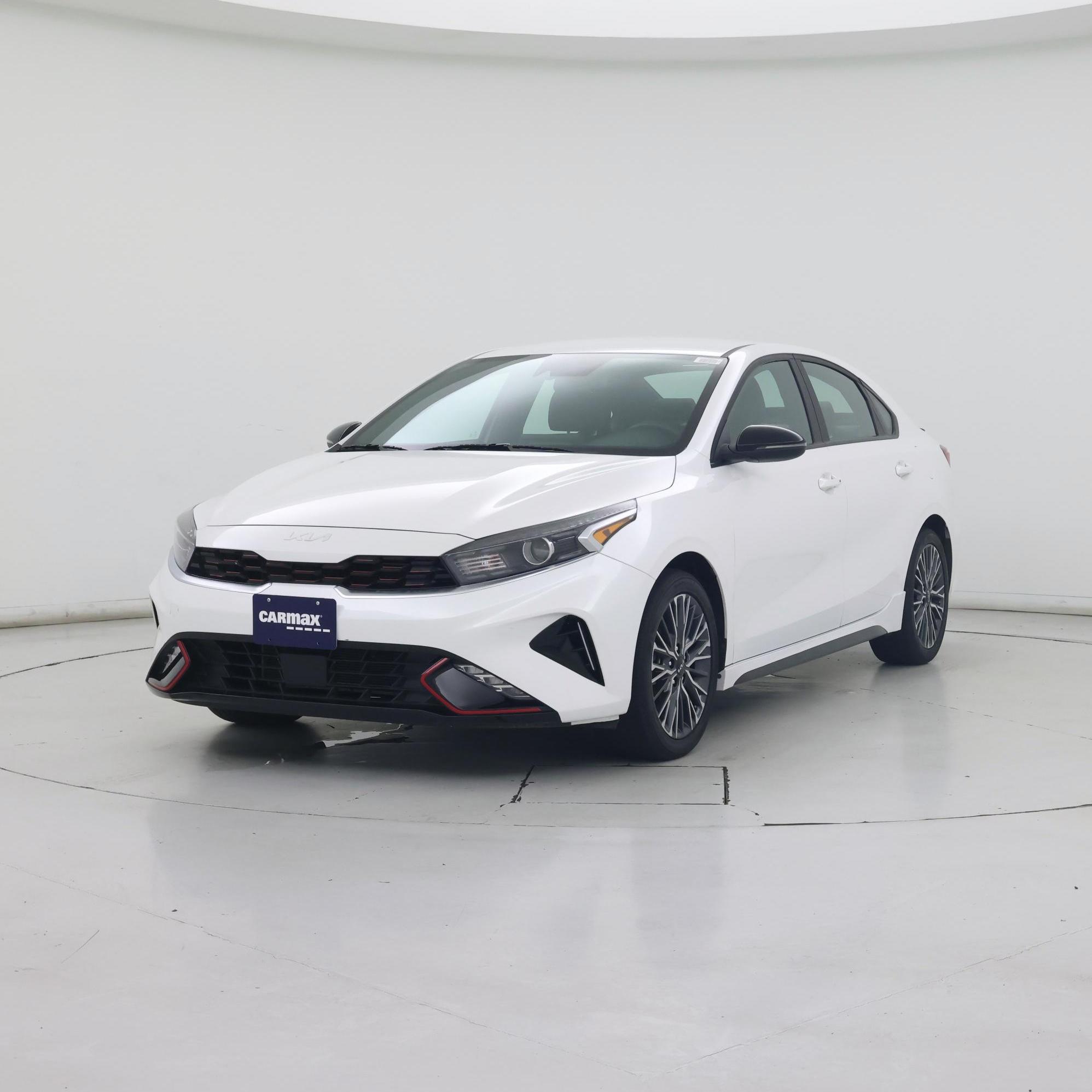 Thumbnail: 2024 Kia Forte - 4