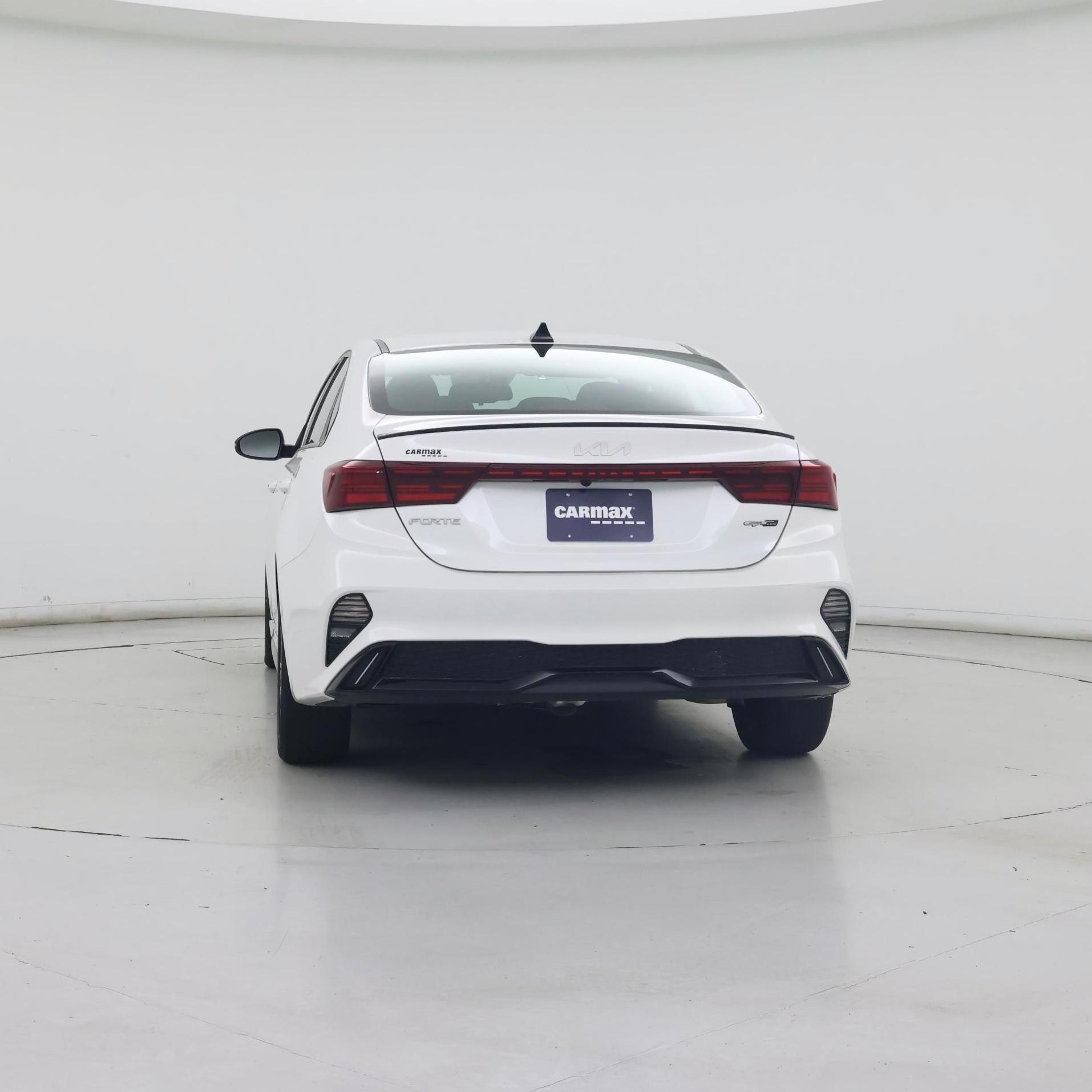 Thumbnail: 2024 Kia Forte - 6