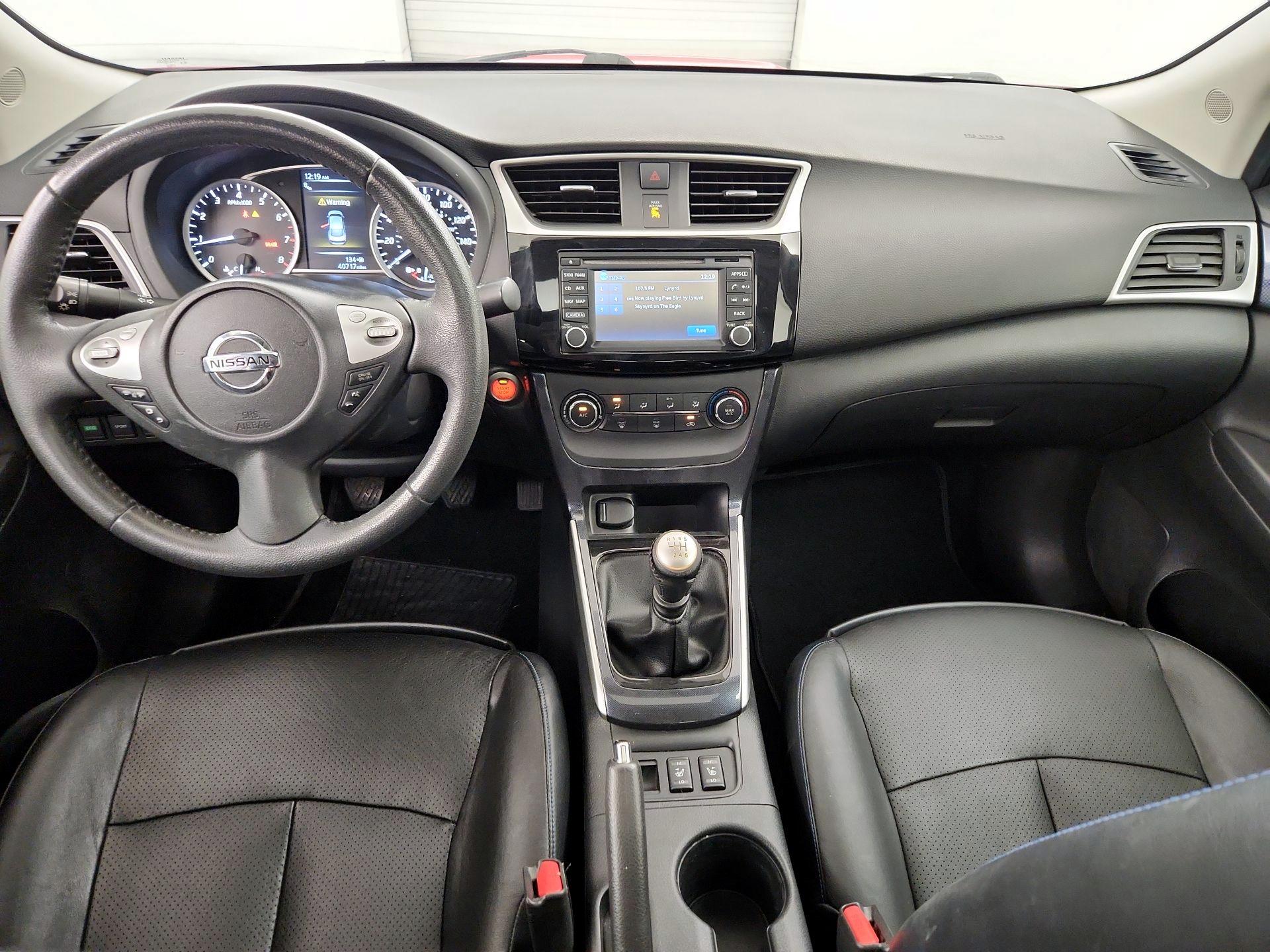 Thumbnail: 2017 Nissan Sentra - 9