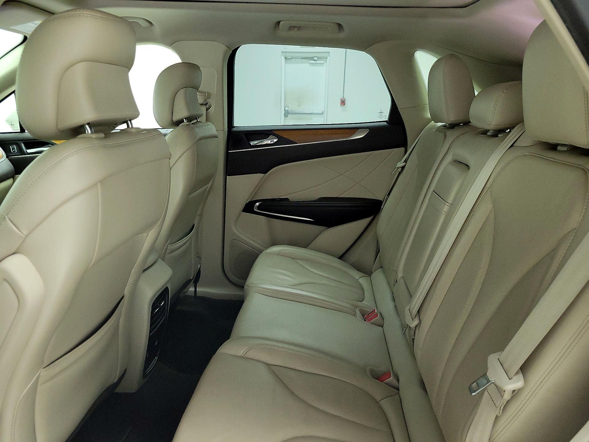 Thumbnail: 2019 Lincoln MKC - 20