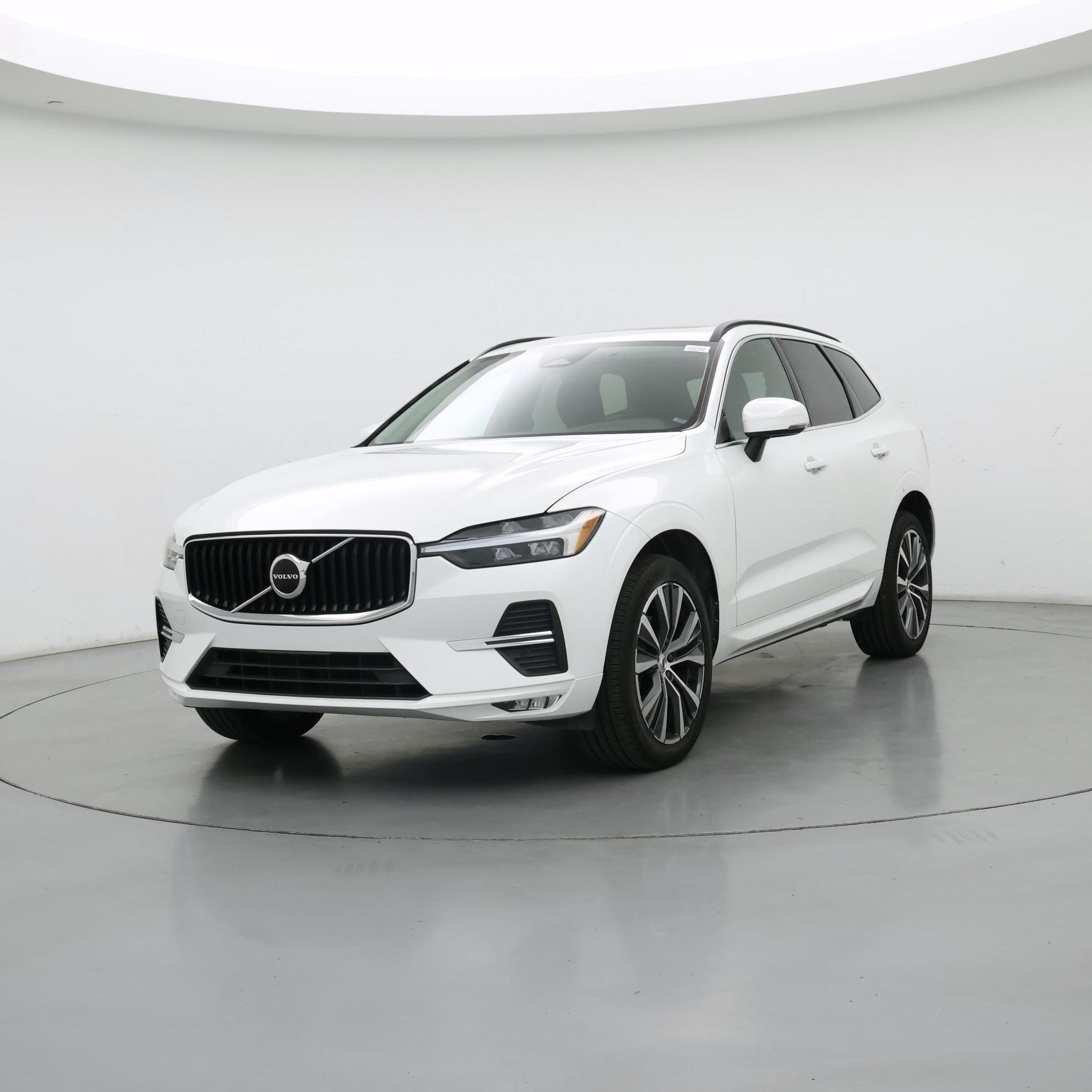 Thumbnail: 2022 Volvo XC60 - 4