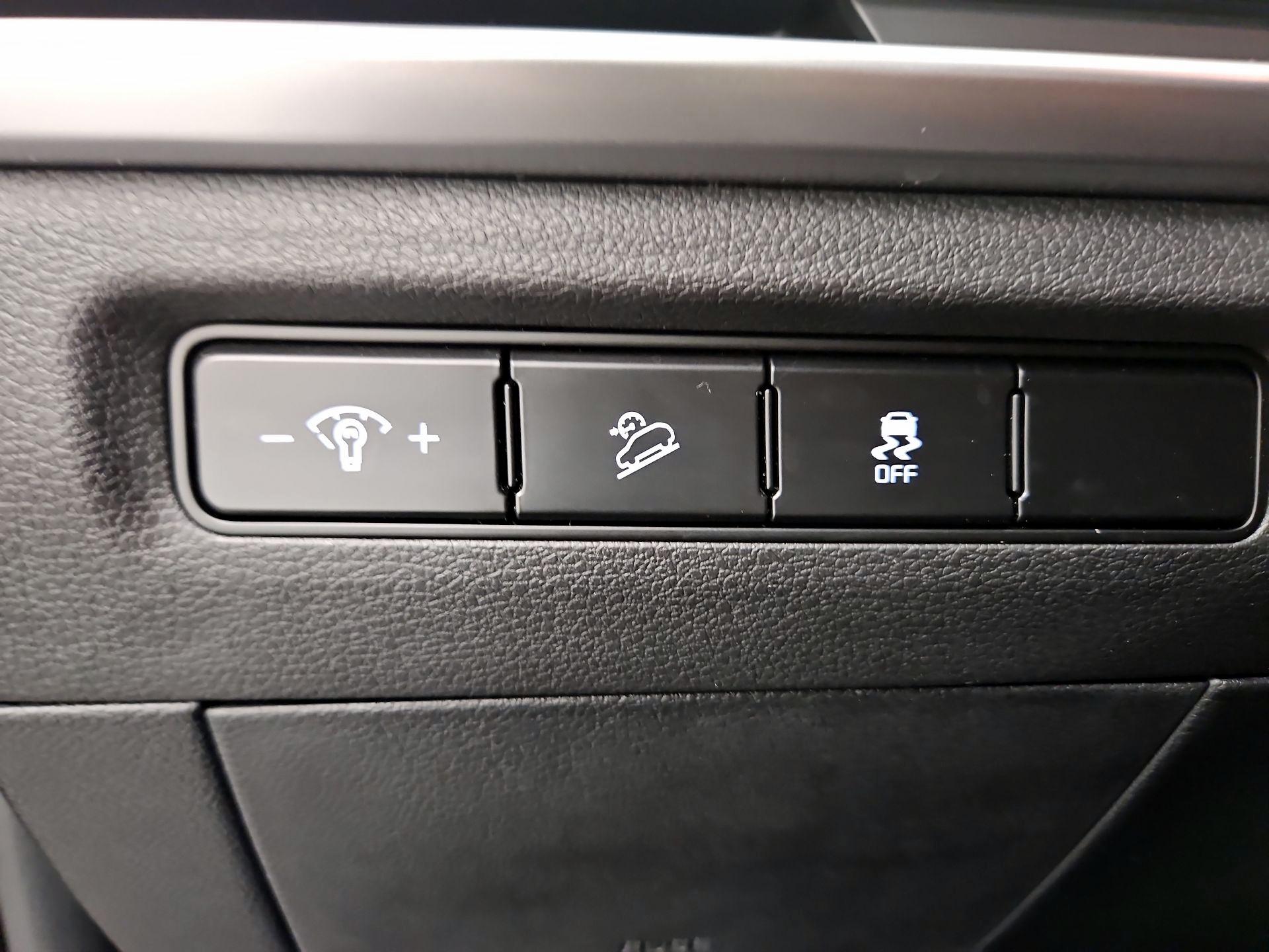 Thumbnail: 2024 Kia Telluride - 13