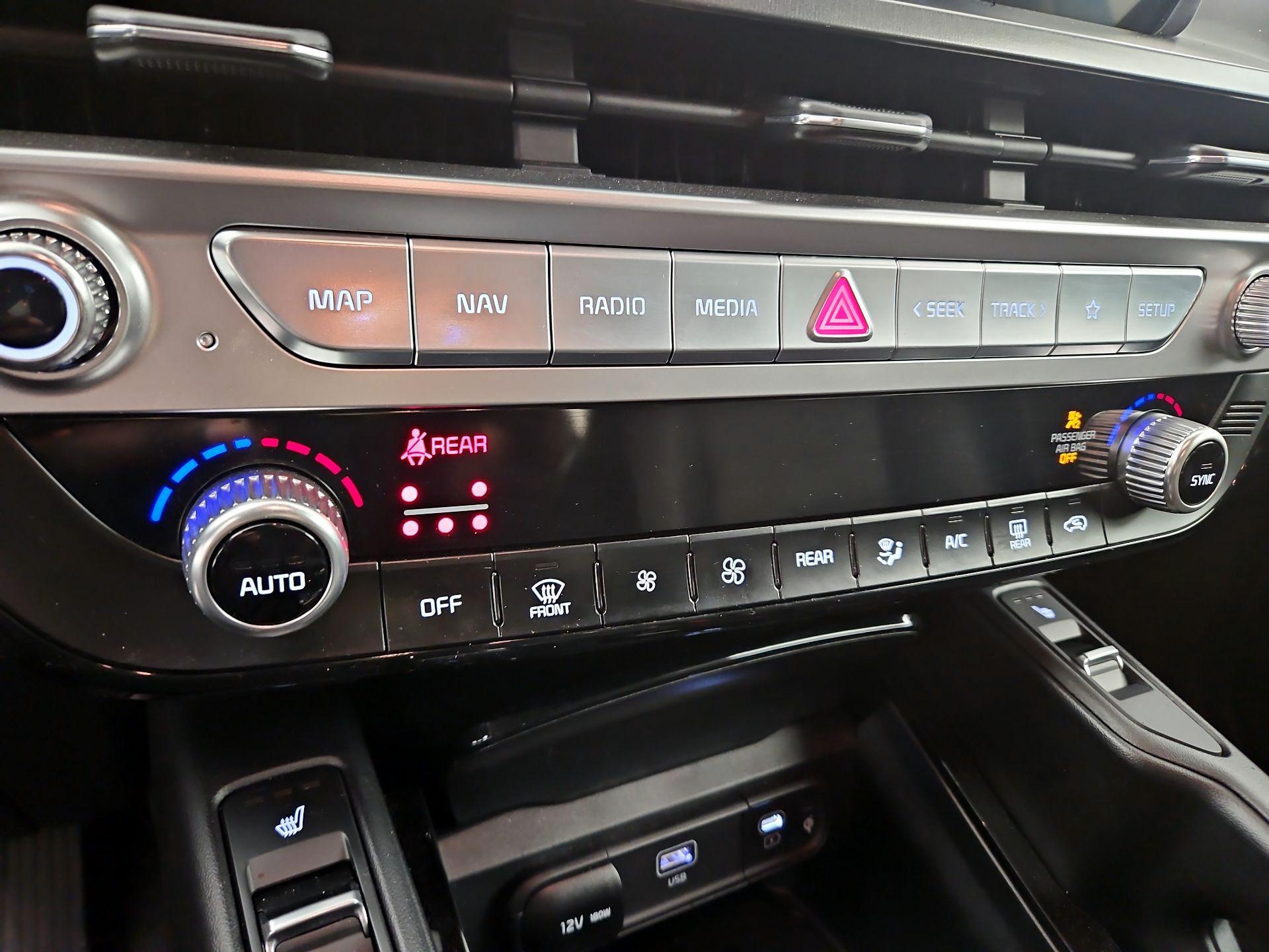 Thumbnail: 2024 Kia Telluride - 16