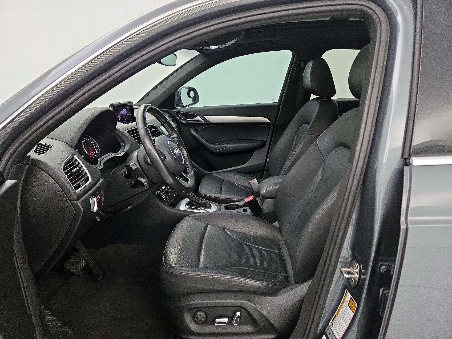 Thumbnail: 2016 Audi Q3 - 11
