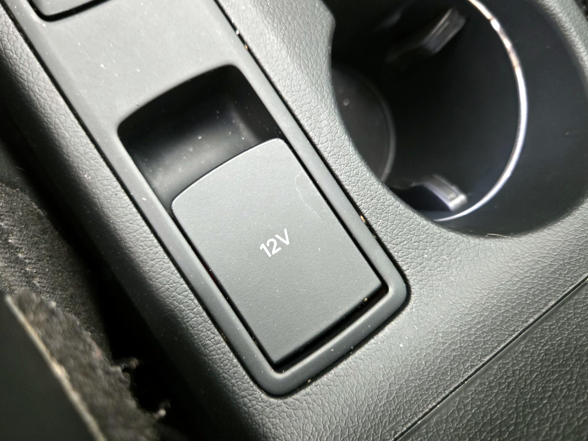 Thumbnail: 2016 Audi Q3 - 18
