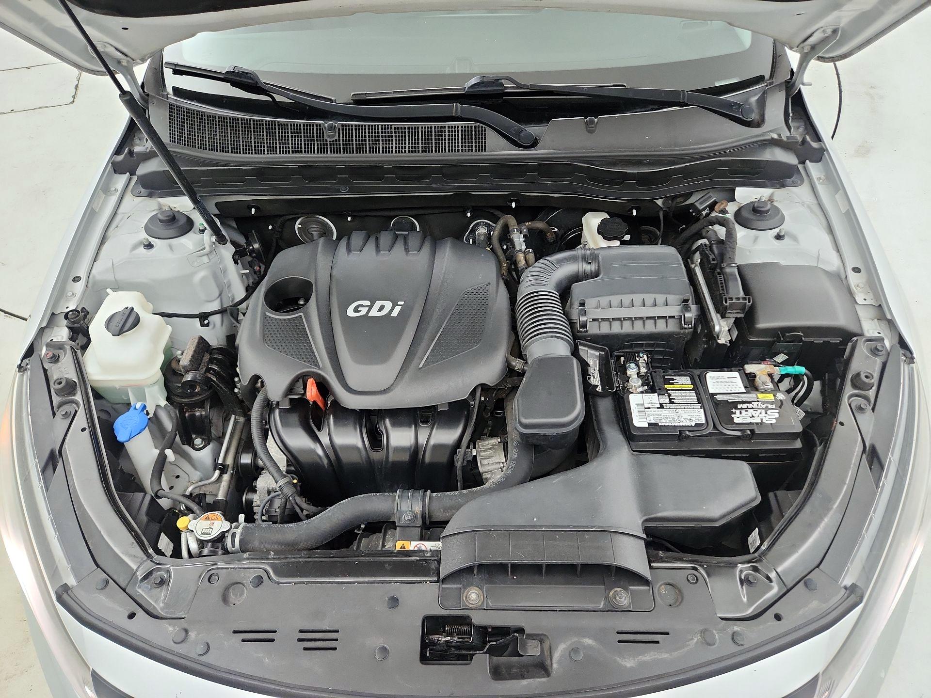 Thumbnail: 2015 Kia Optima - 18