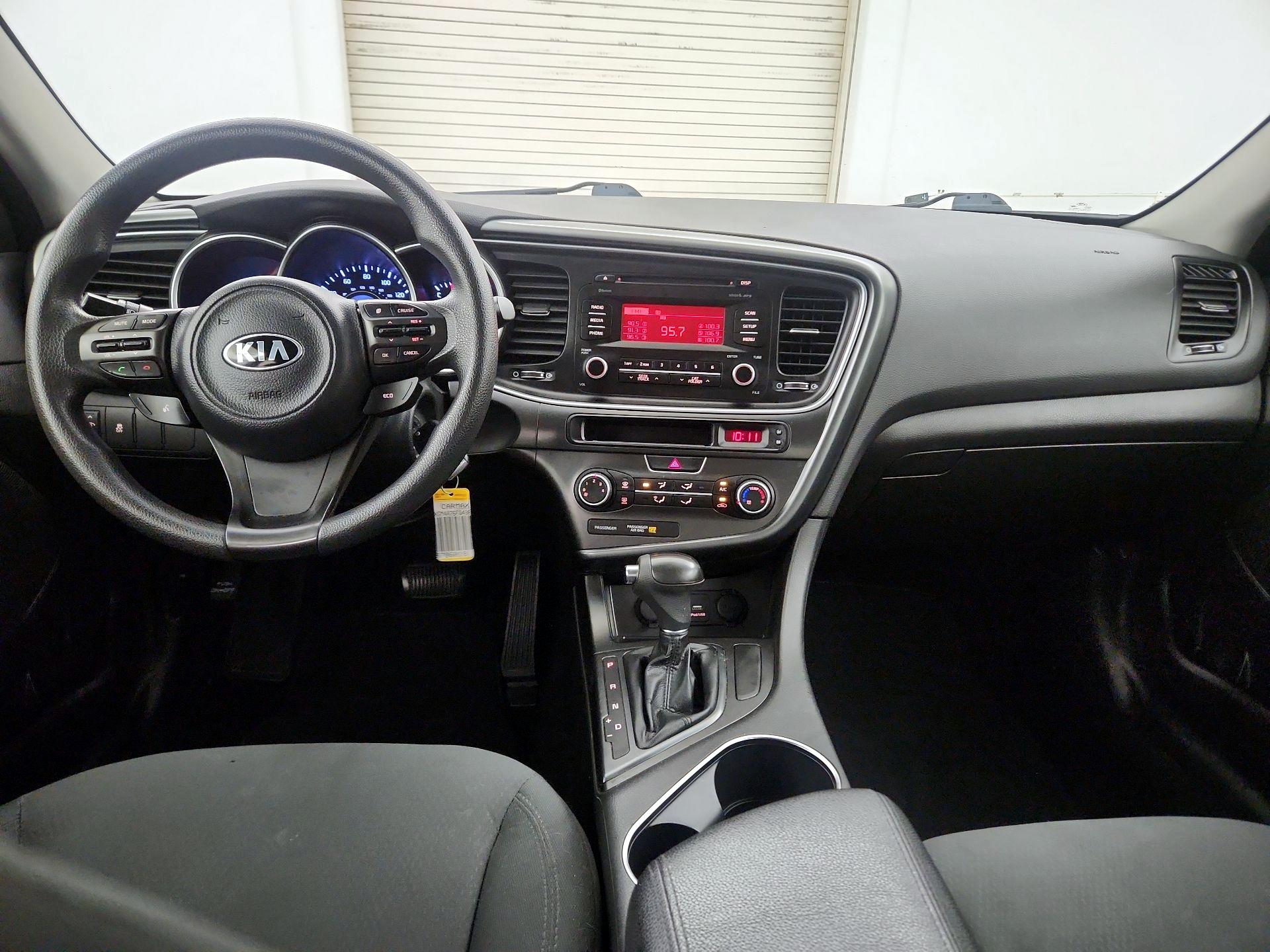 Thumbnail: 2015 Kia Optima - 8