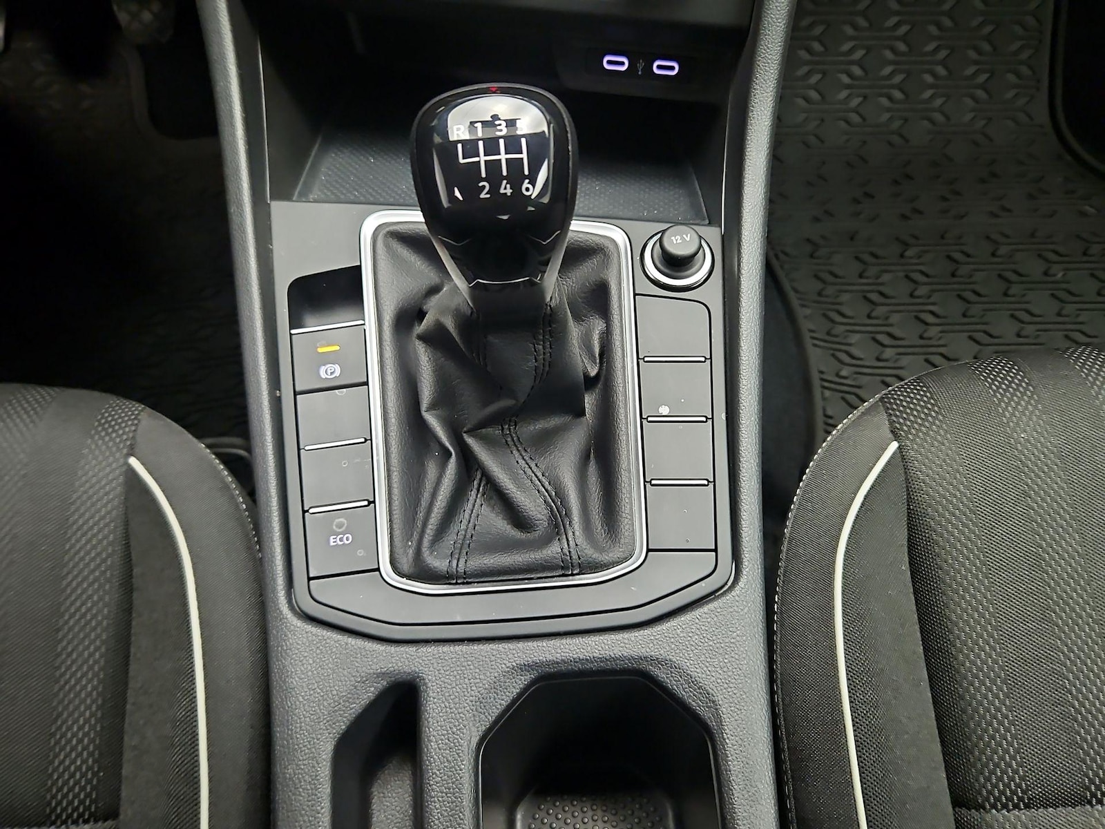 2022 Volkswagen Jetta Sport - Photo 18