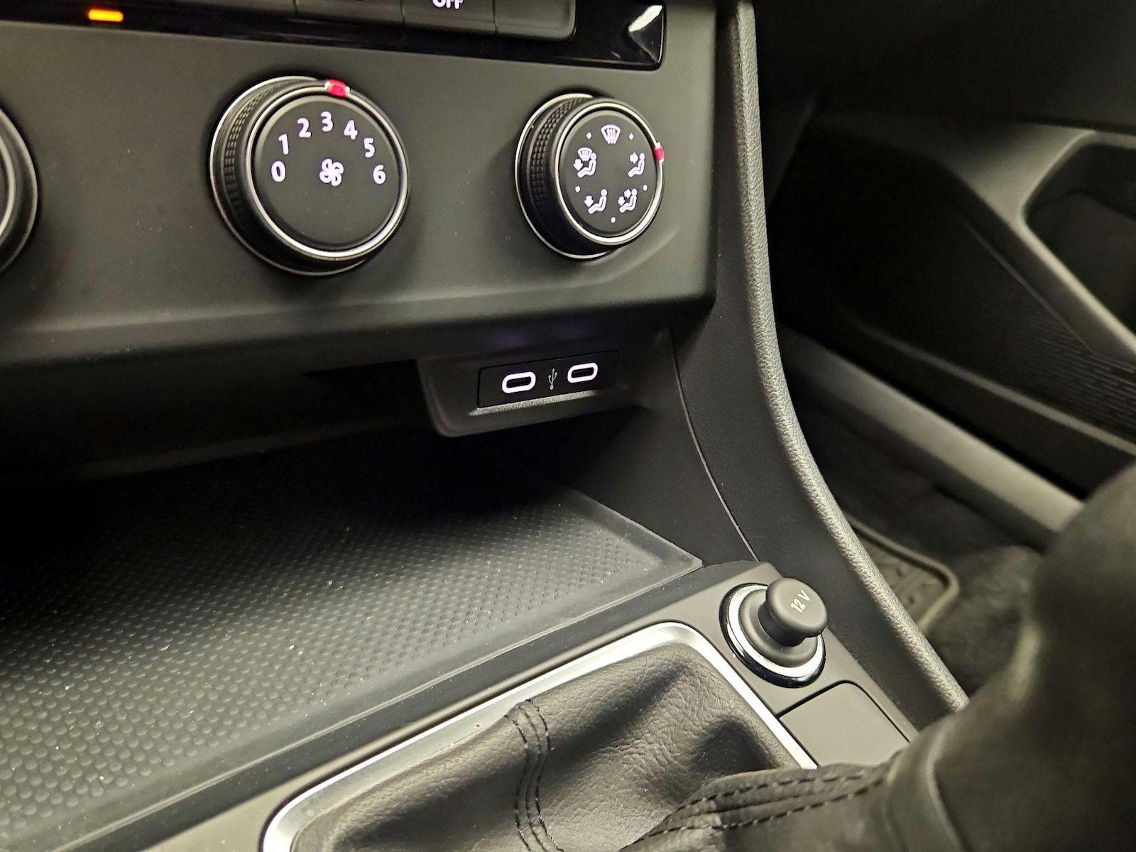 2022 Volkswagen Jetta Sport - Photo 19