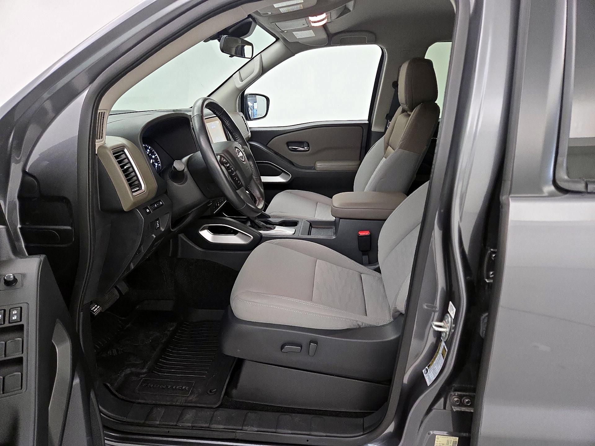 Thumbnail: 2022 Nissan Frontier - 11