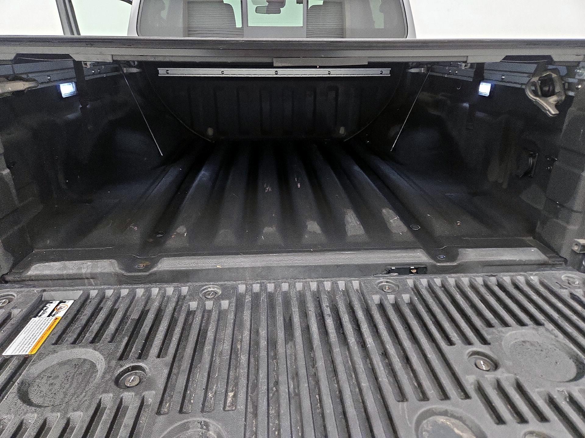 Thumbnail: 2022 Nissan Frontier - 20