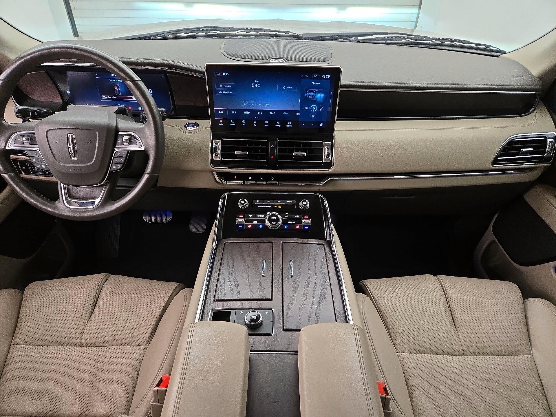 Thumbnail: 2024 Lincoln Navigator - 9