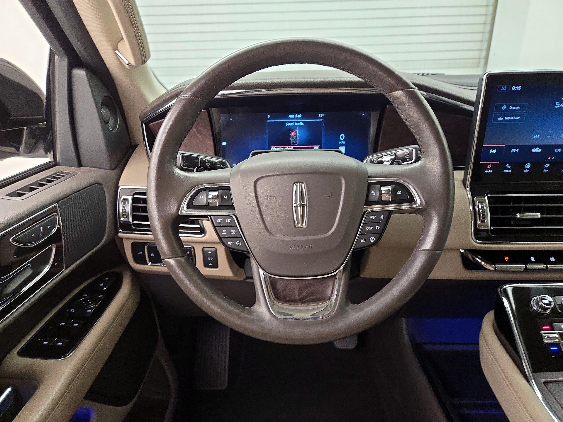 Thumbnail: 2024 Lincoln Navigator - 10