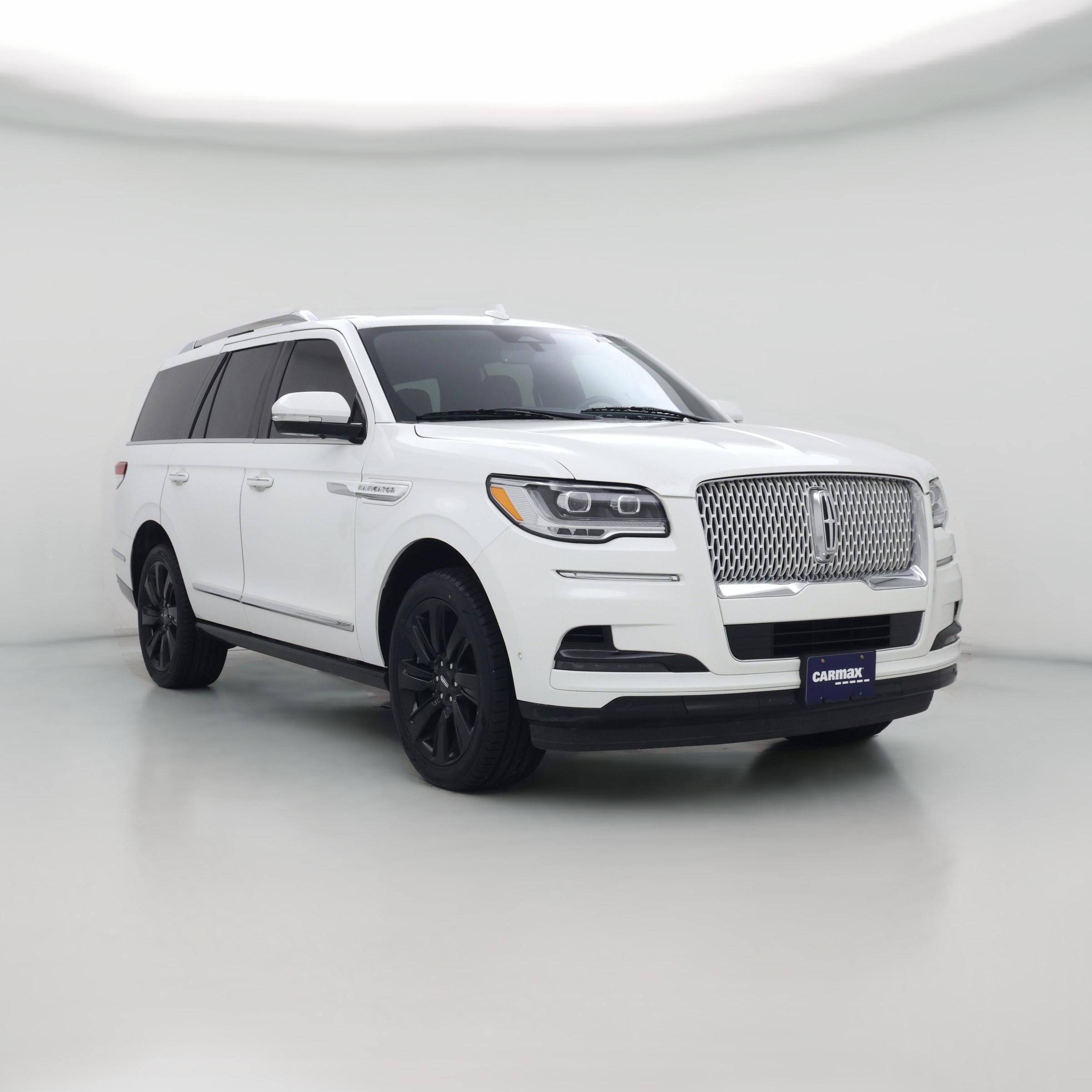 Thumbnail: 2024 Lincoln Navigator - 1