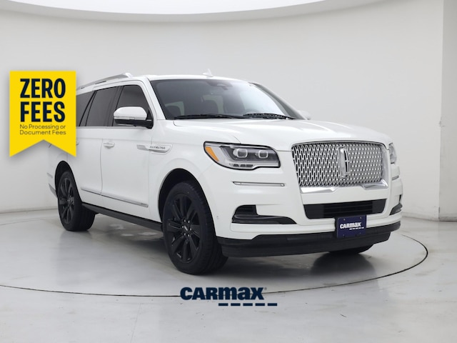 White 2024 Lincoln Navigator Reserve 4WD SUV / Crossover Four-Wheel Drive Automatic