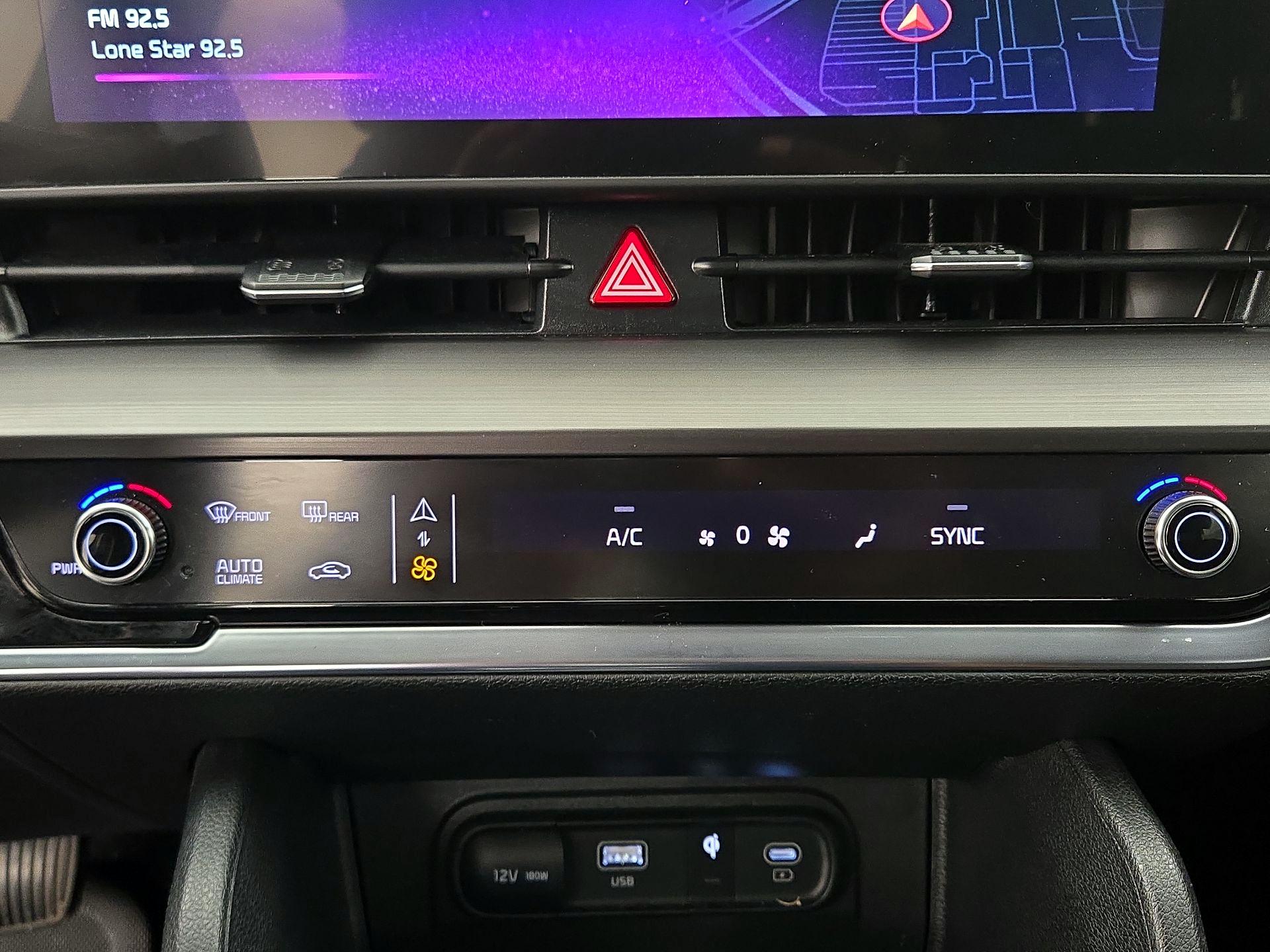 Thumbnail: 2024 Kia Sportage - 17