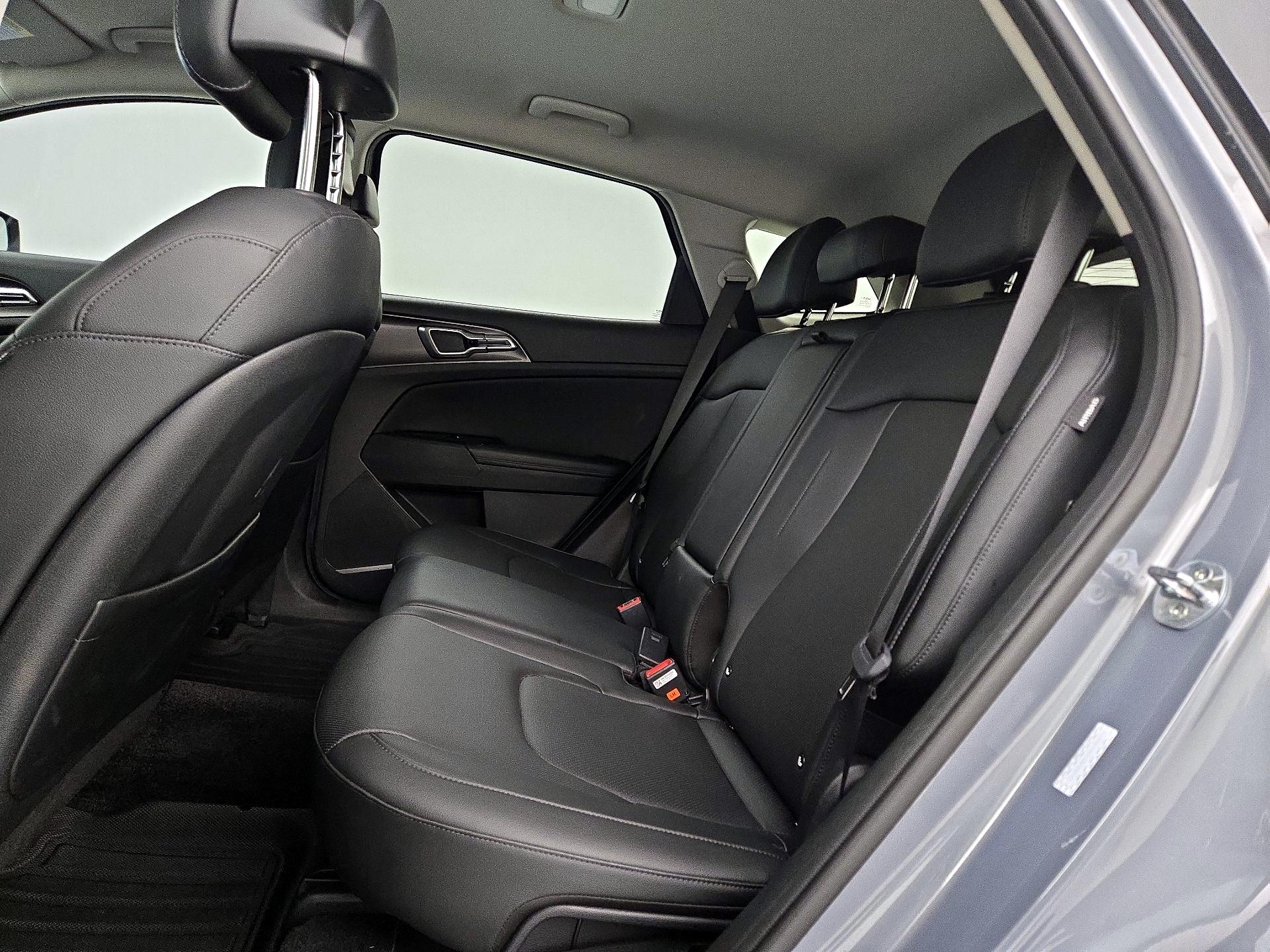 Thumbnail: 2024 Kia Sportage - 20