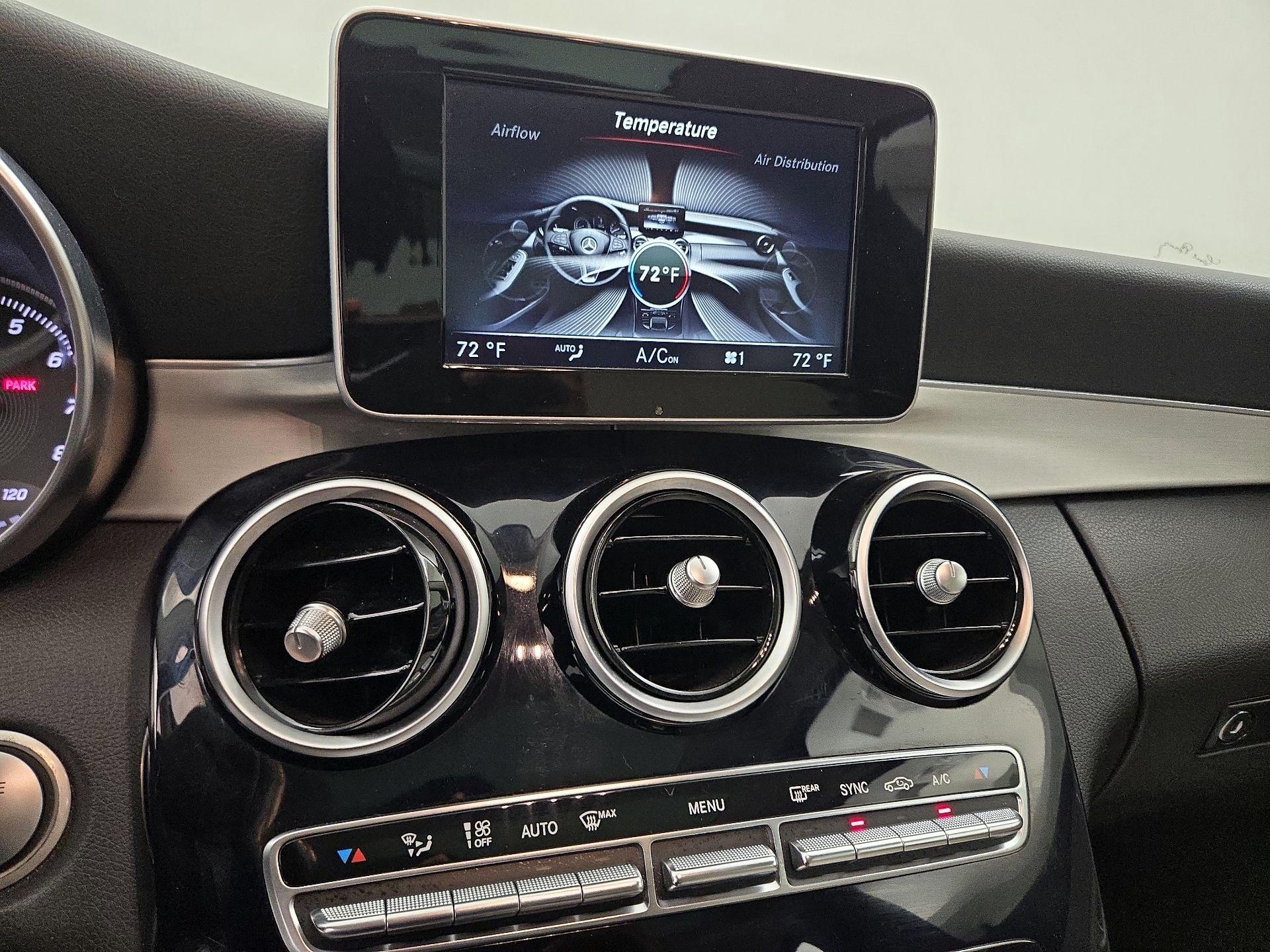 Thumbnail: 2015 Mercedes-Benz C-Class - 17