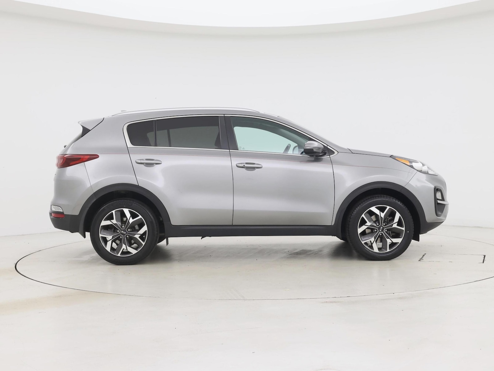 2020 Kia Sportage EX - Photo 8