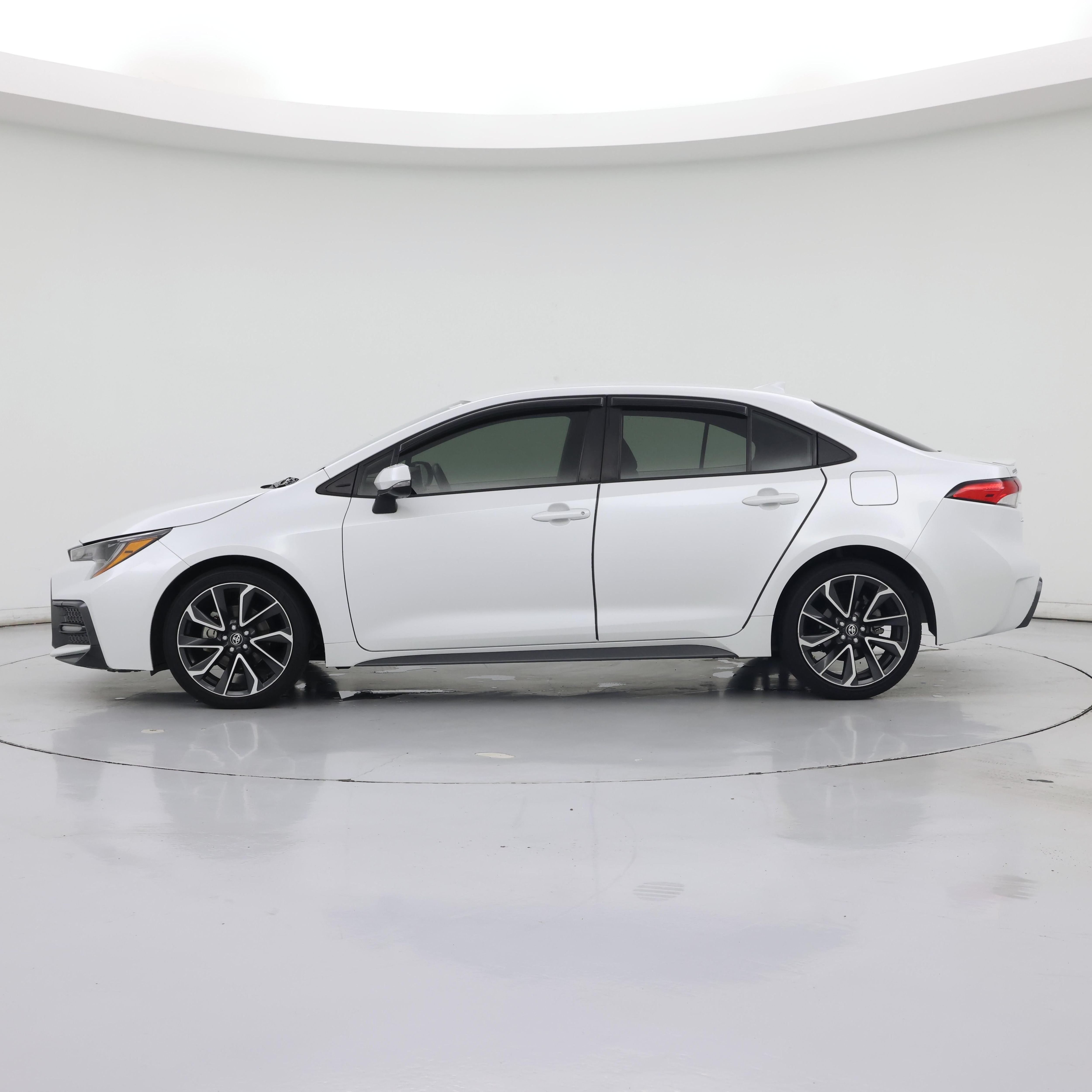 Thumbnail: 2022 Toyota Corolla - 3