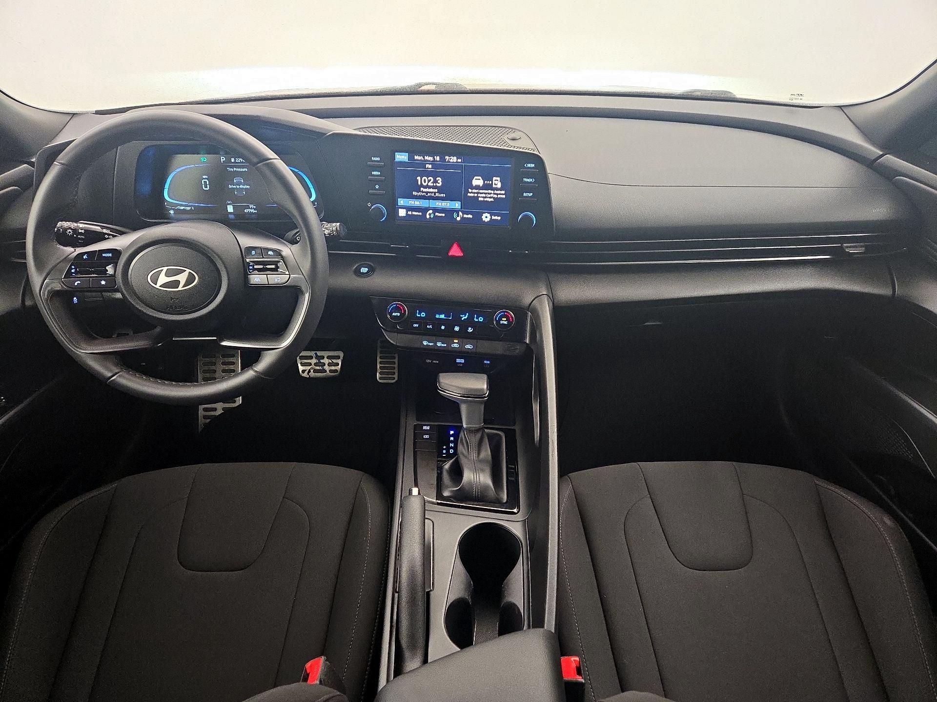 Thumbnail: 2025 Hyundai Elantra - 9