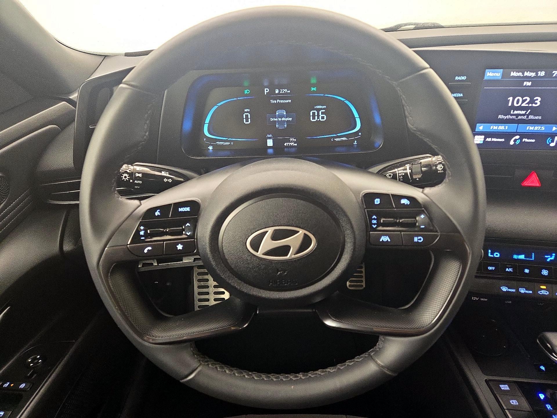 Thumbnail: 2025 Hyundai Elantra - 10