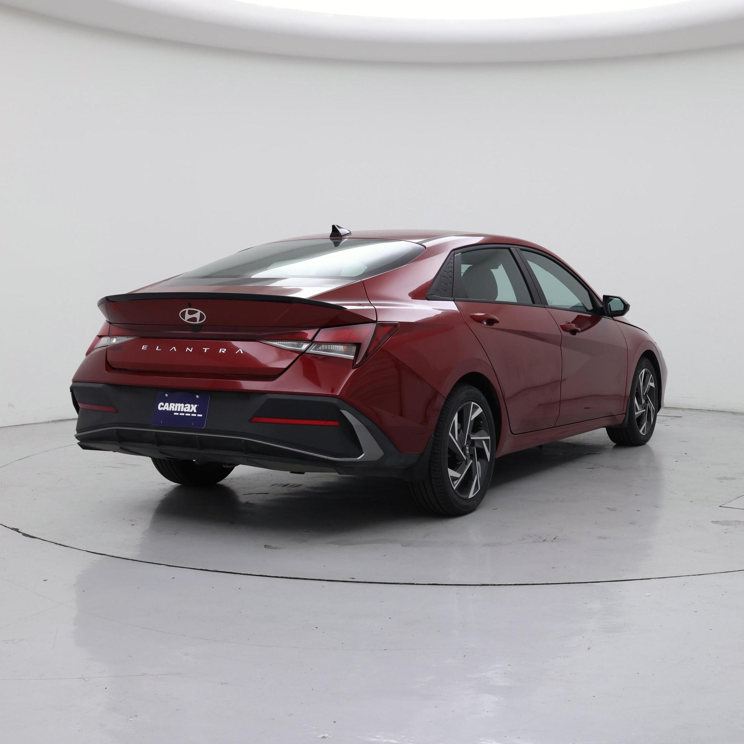 Thumbnail: 2025 Hyundai Elantra - 8