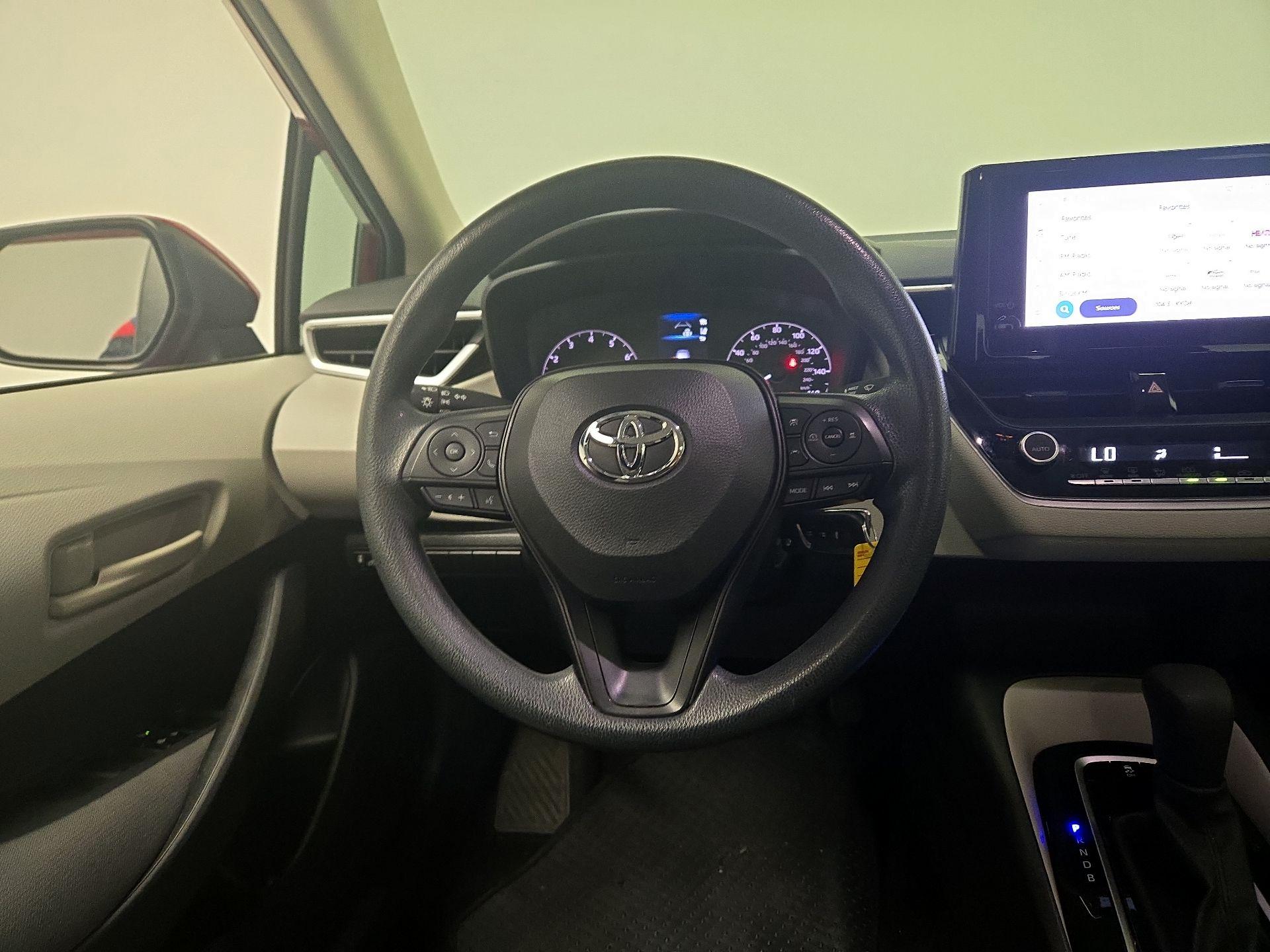 Thumbnail: 2023 Toyota Corolla - 10