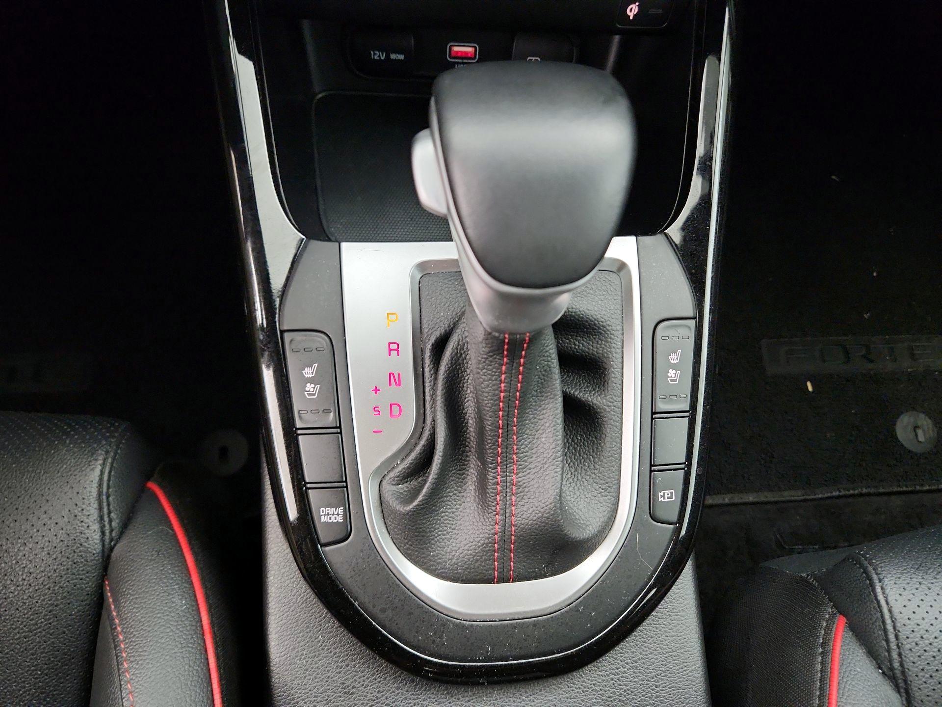 Thumbnail: 2023 Kia Forte - 18