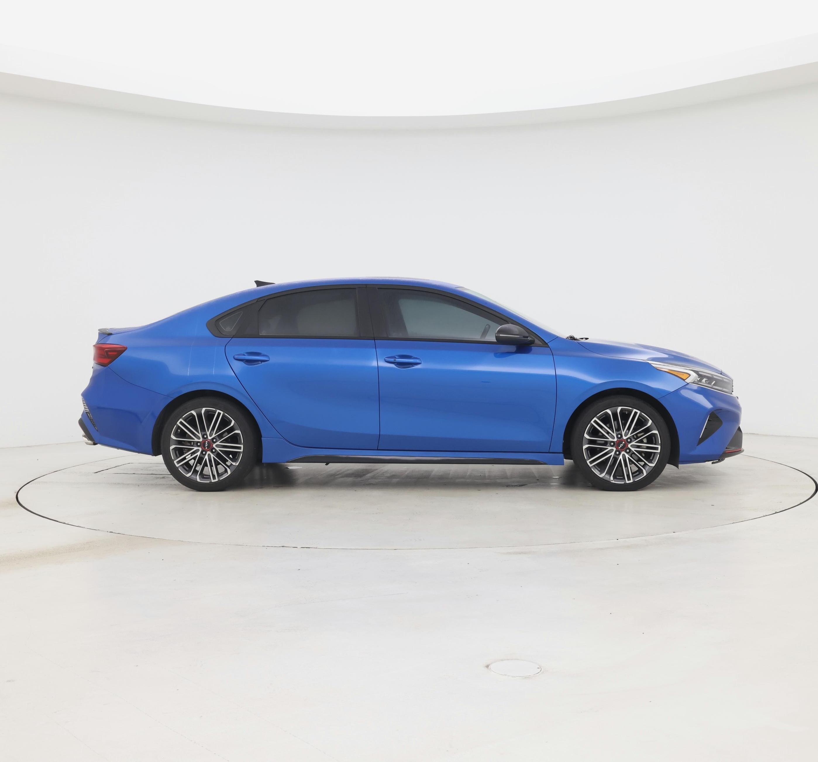 Thumbnail: 2023 Kia Forte - 7